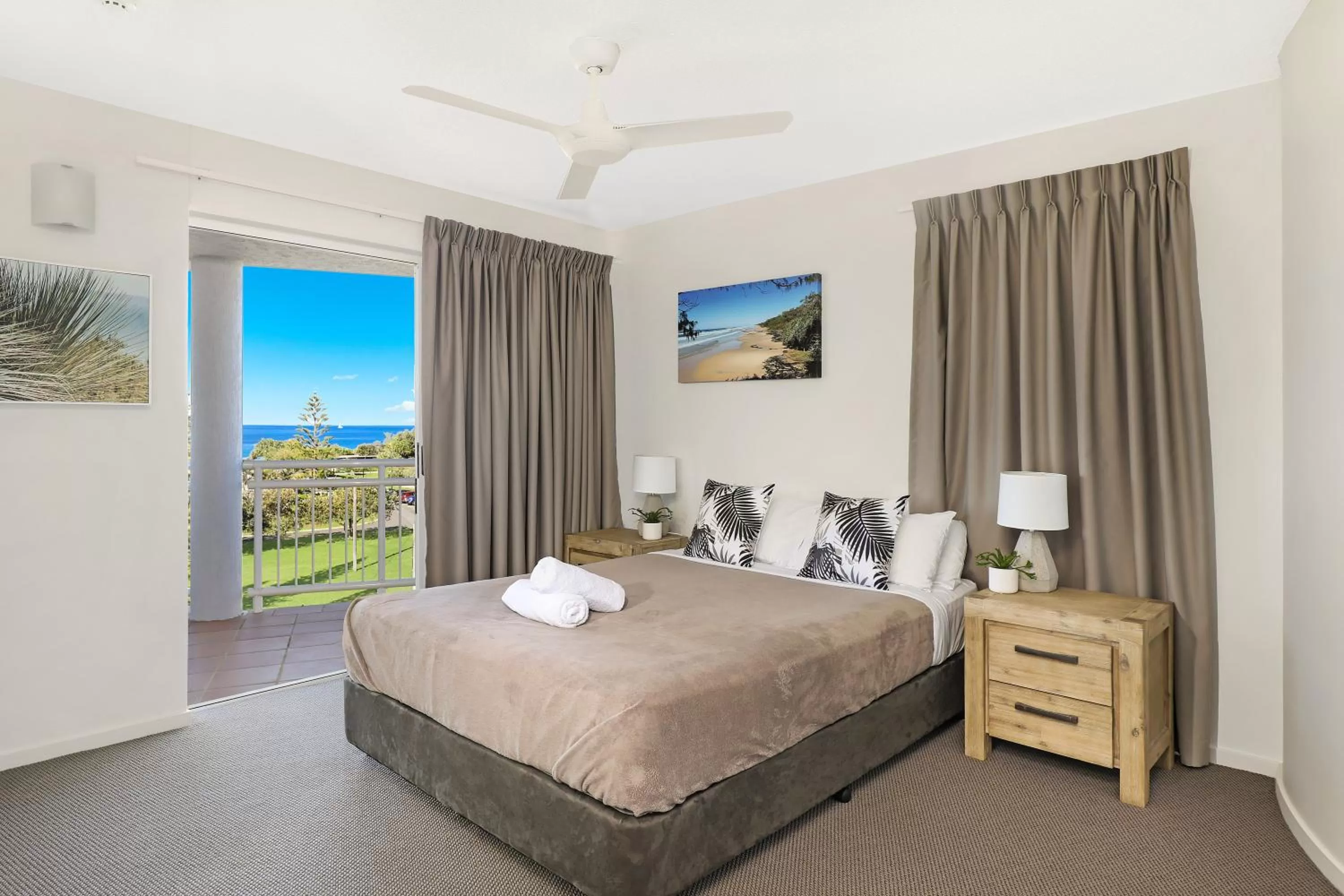 Bed in Beachside Resort Kawana Waters