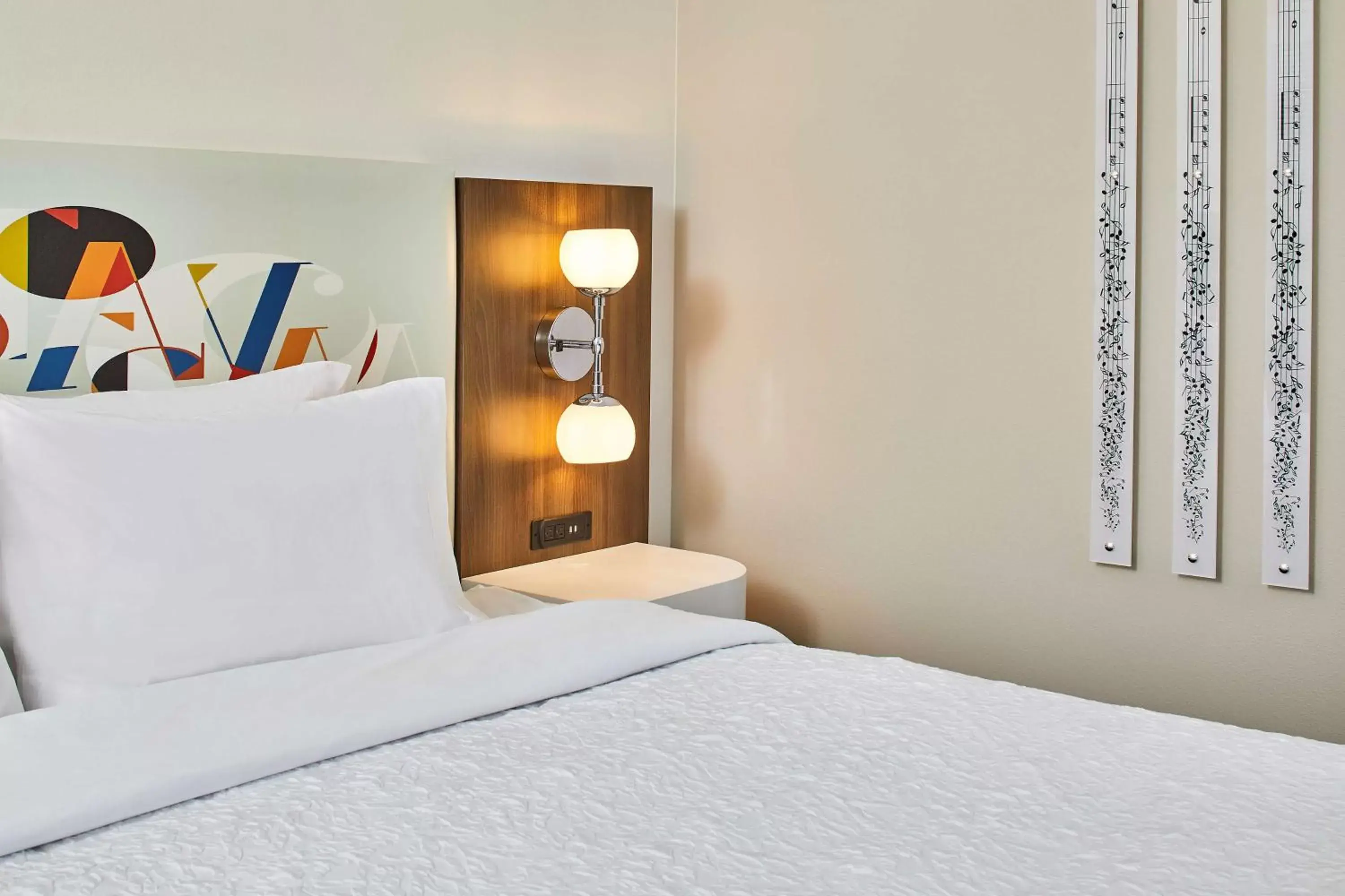 King Room in Hampton Inn & Suites Atlanta-Midtown, Ga King Room in Hampton Inn & Suites Atlanta-Midtown, Ga