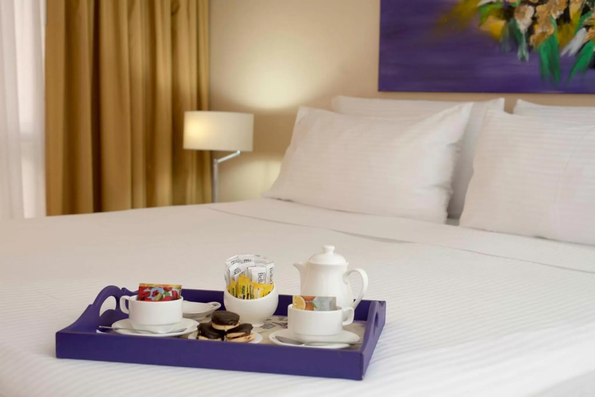 Photo of the whole room, Bed in Holiday Inn Montevideo by IHG