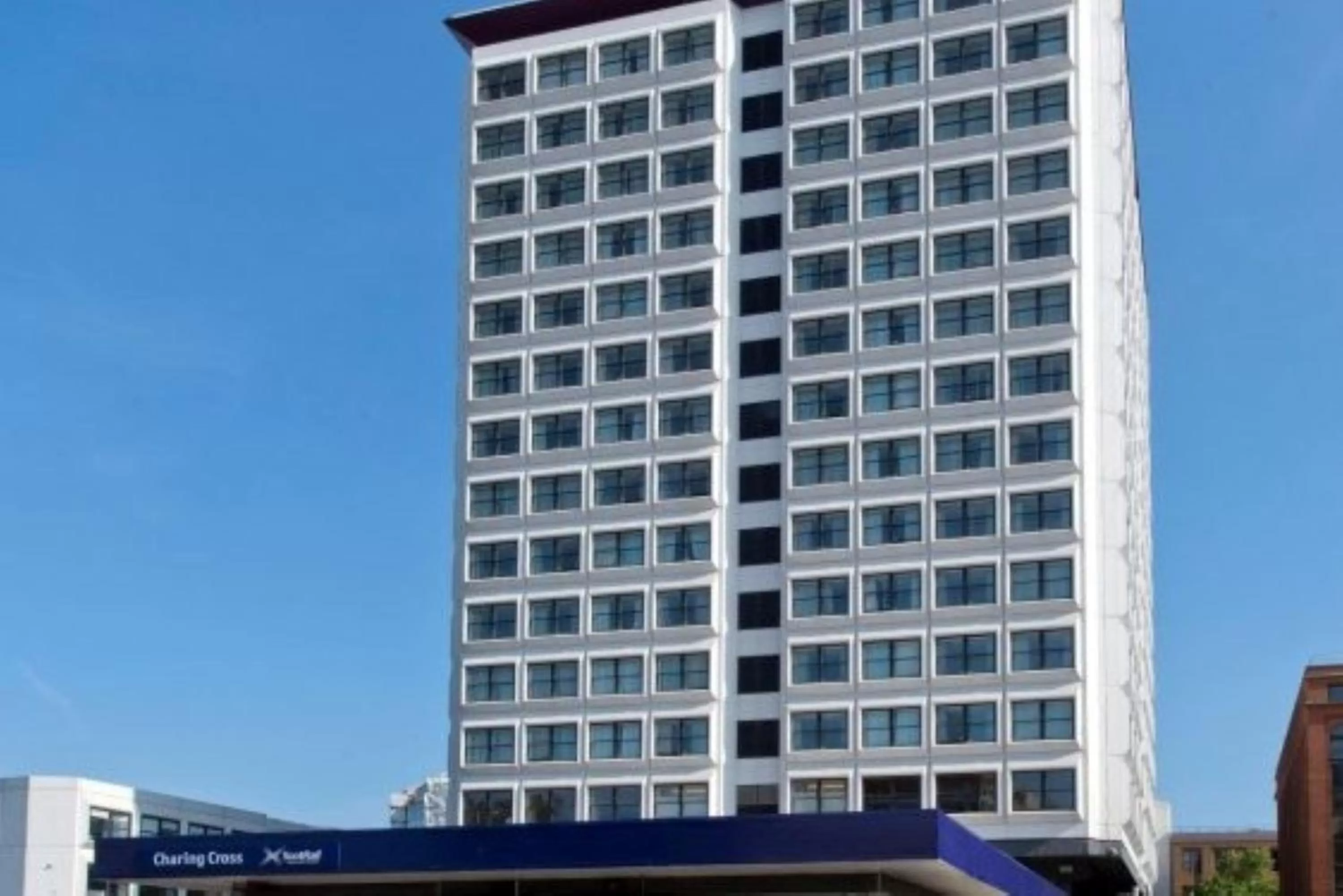 Property building in Britannia Inn Glasgow