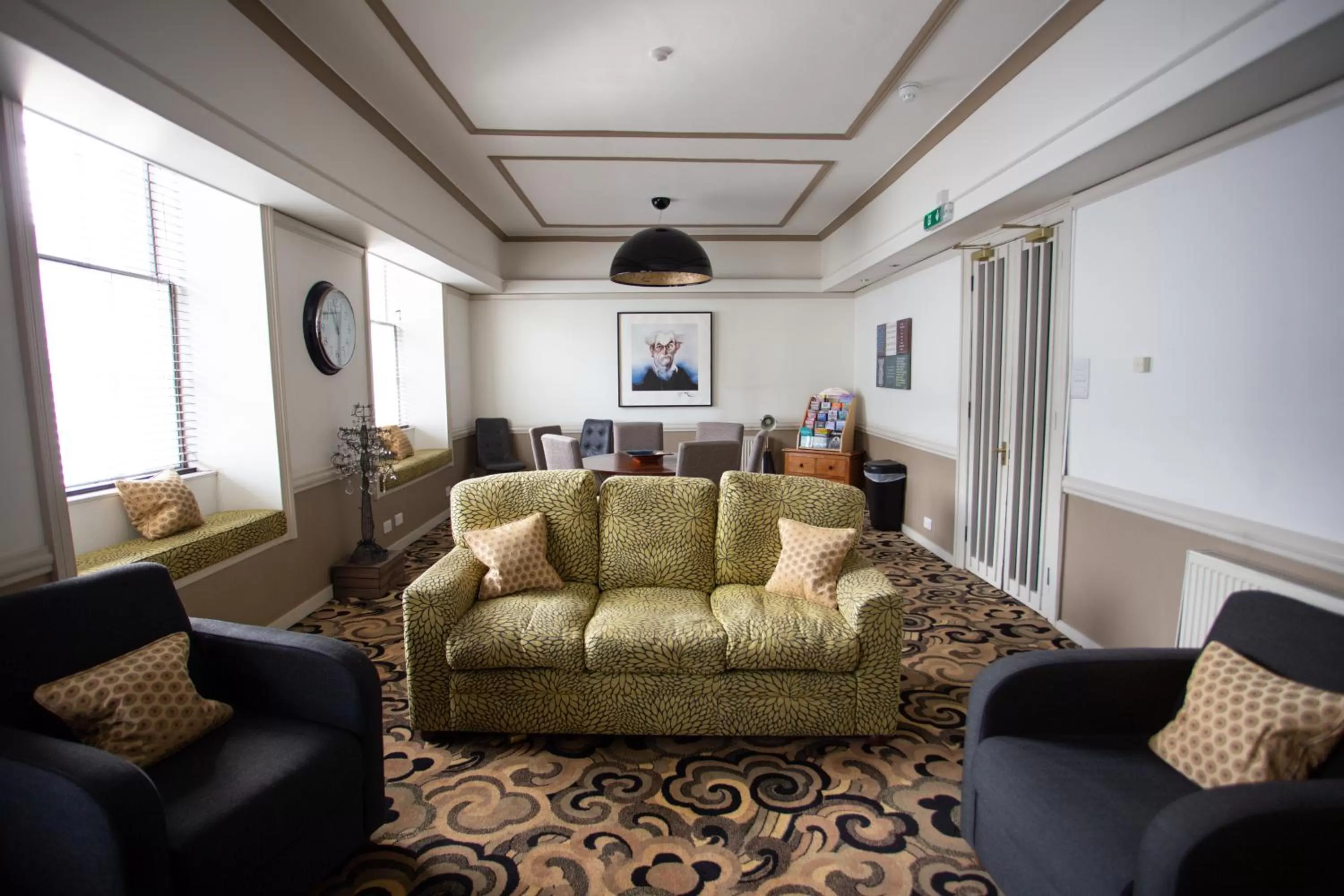 Lounge or bar in Mannings Hotel