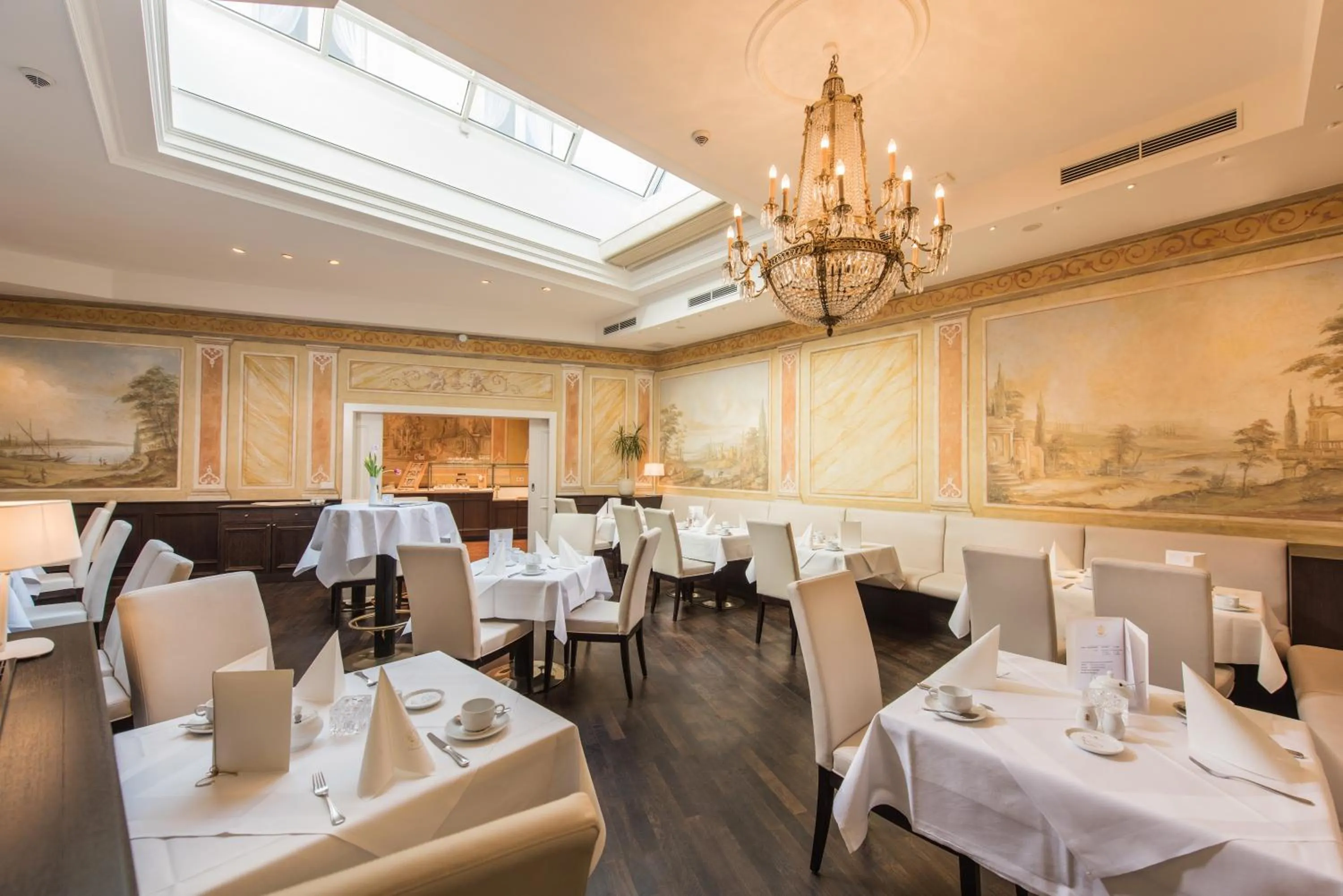 Restaurant/places to eat in Hotel Goldener Löwe