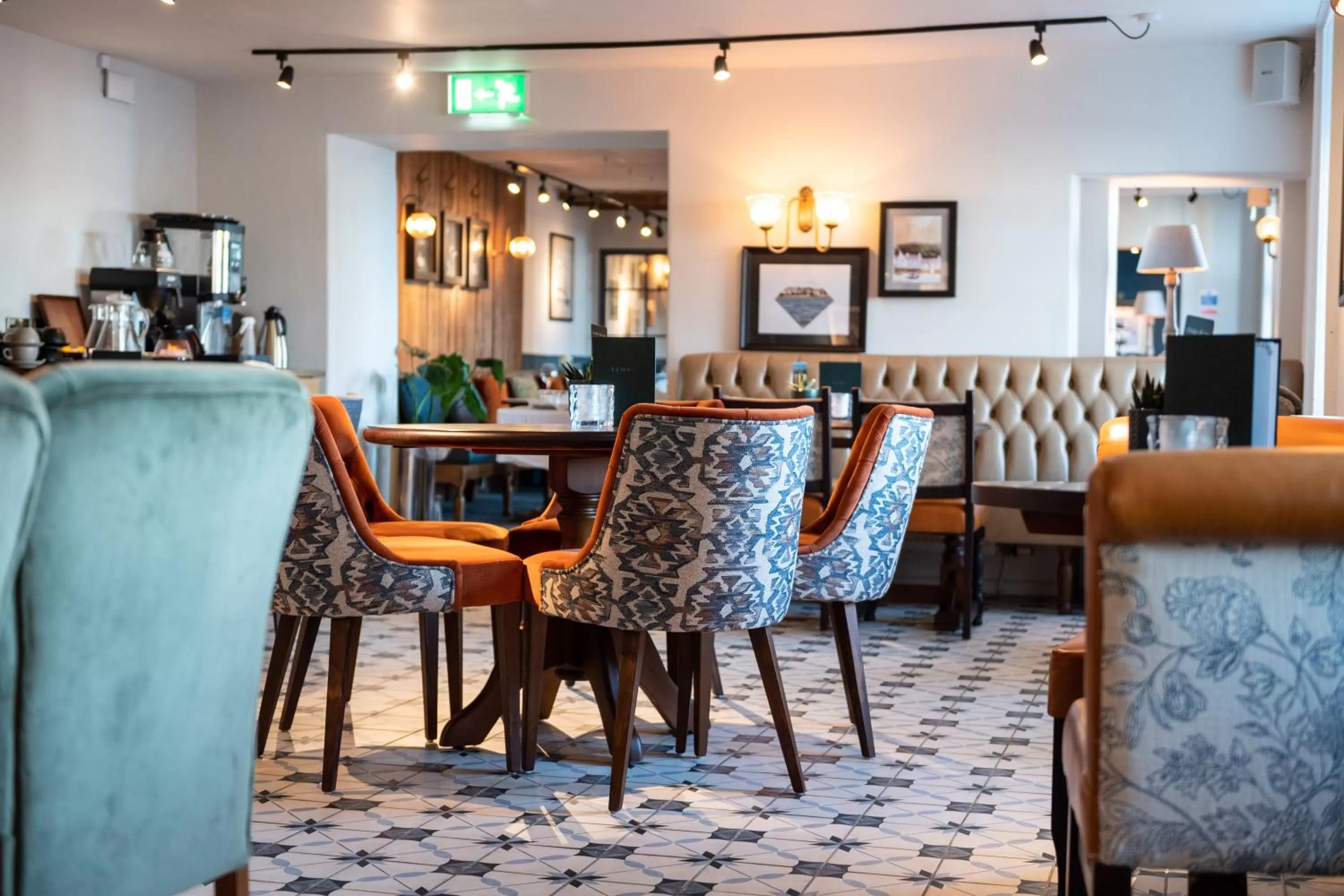 Restaurant/places to eat in The Hawes Inn by Innkeeper's Collection