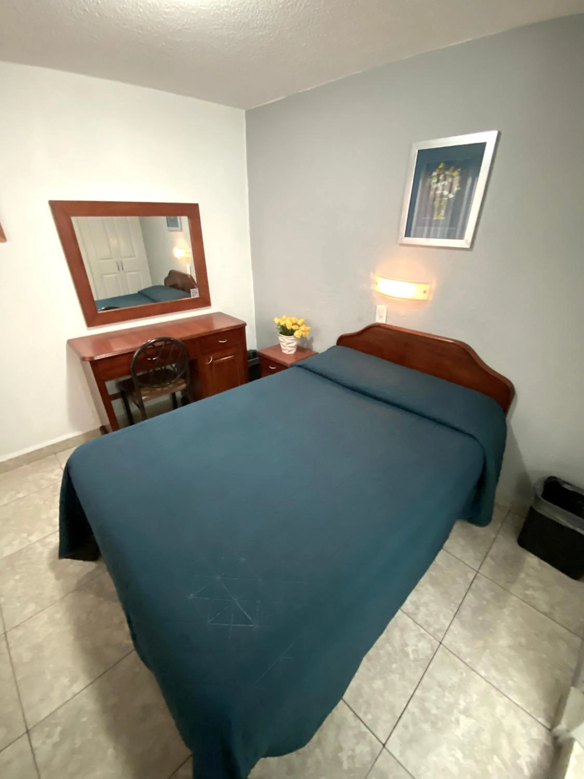 Bedroom, Bed in Hotel Qualitel Plus