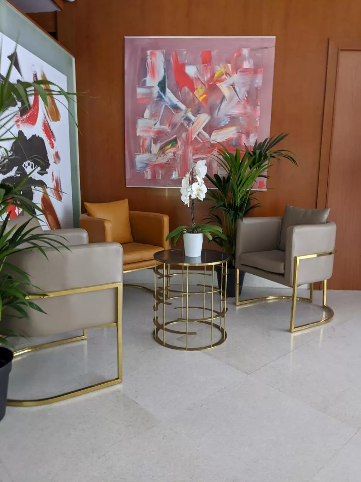 Lobby or reception in Goldstar Apartments & Suites