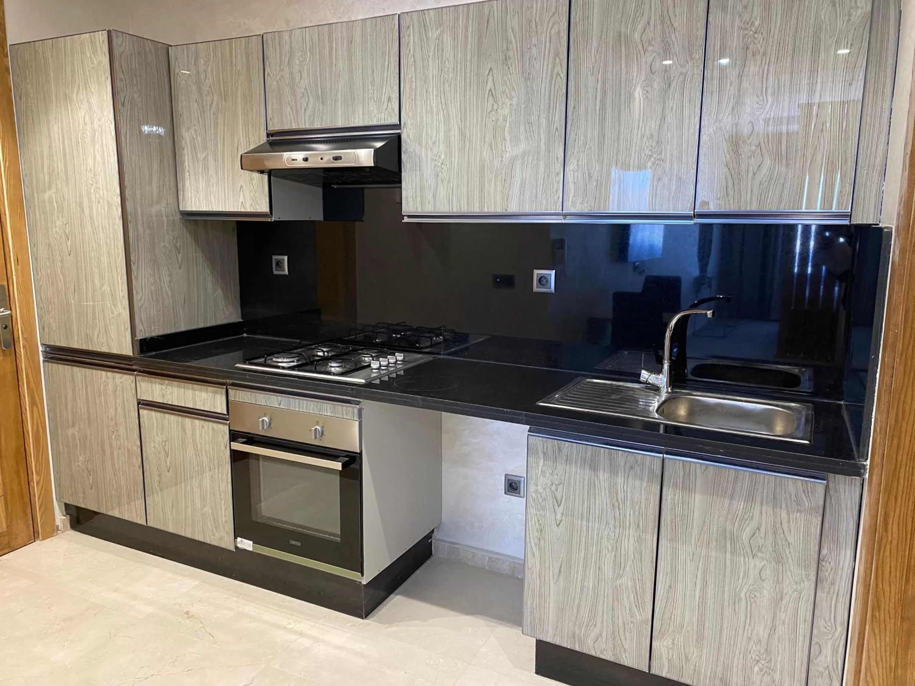 Kitchen/Kitchenette in Quiet Hotel