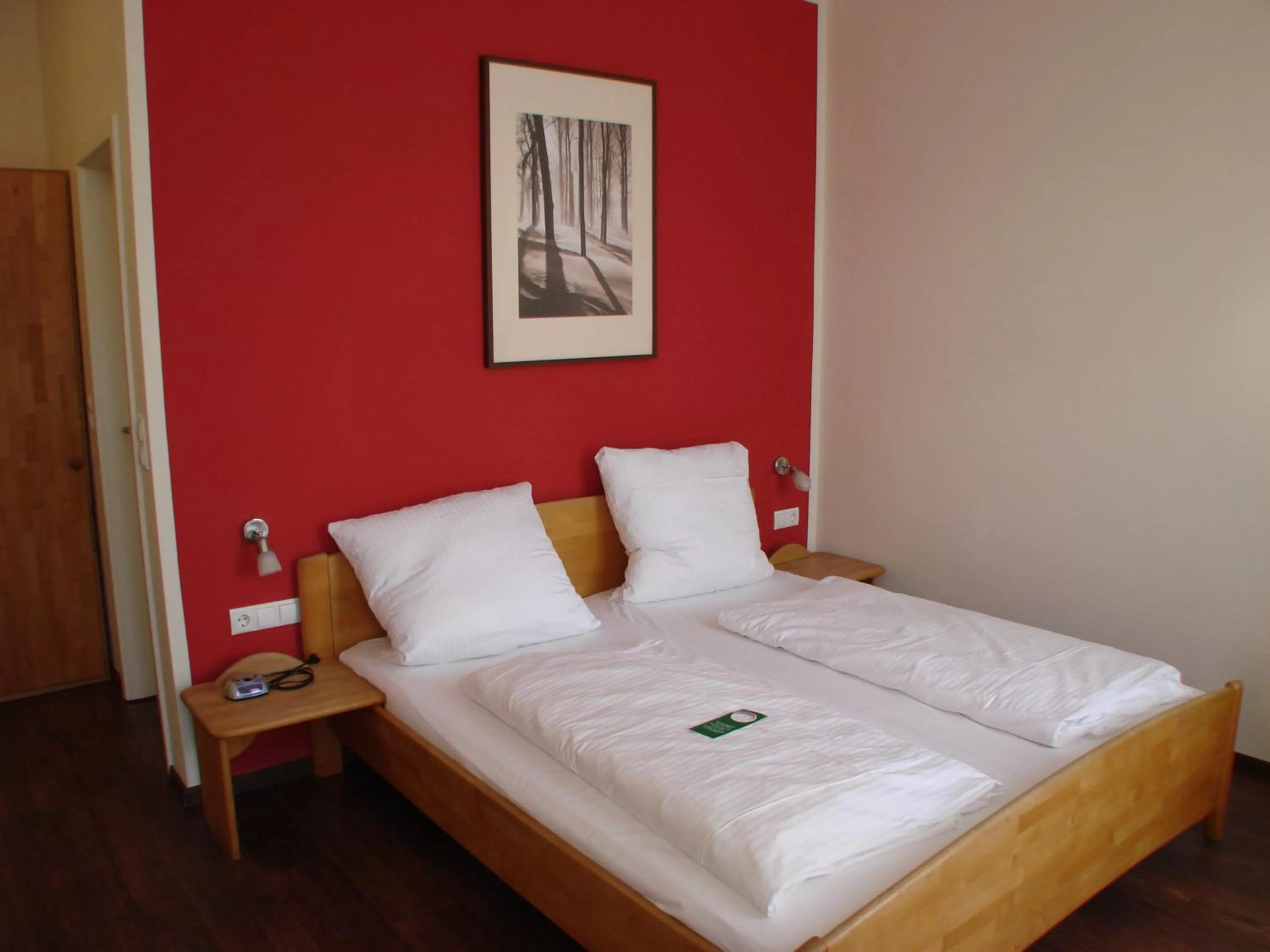Photo of the whole room, Bed in Altstadt Hotel