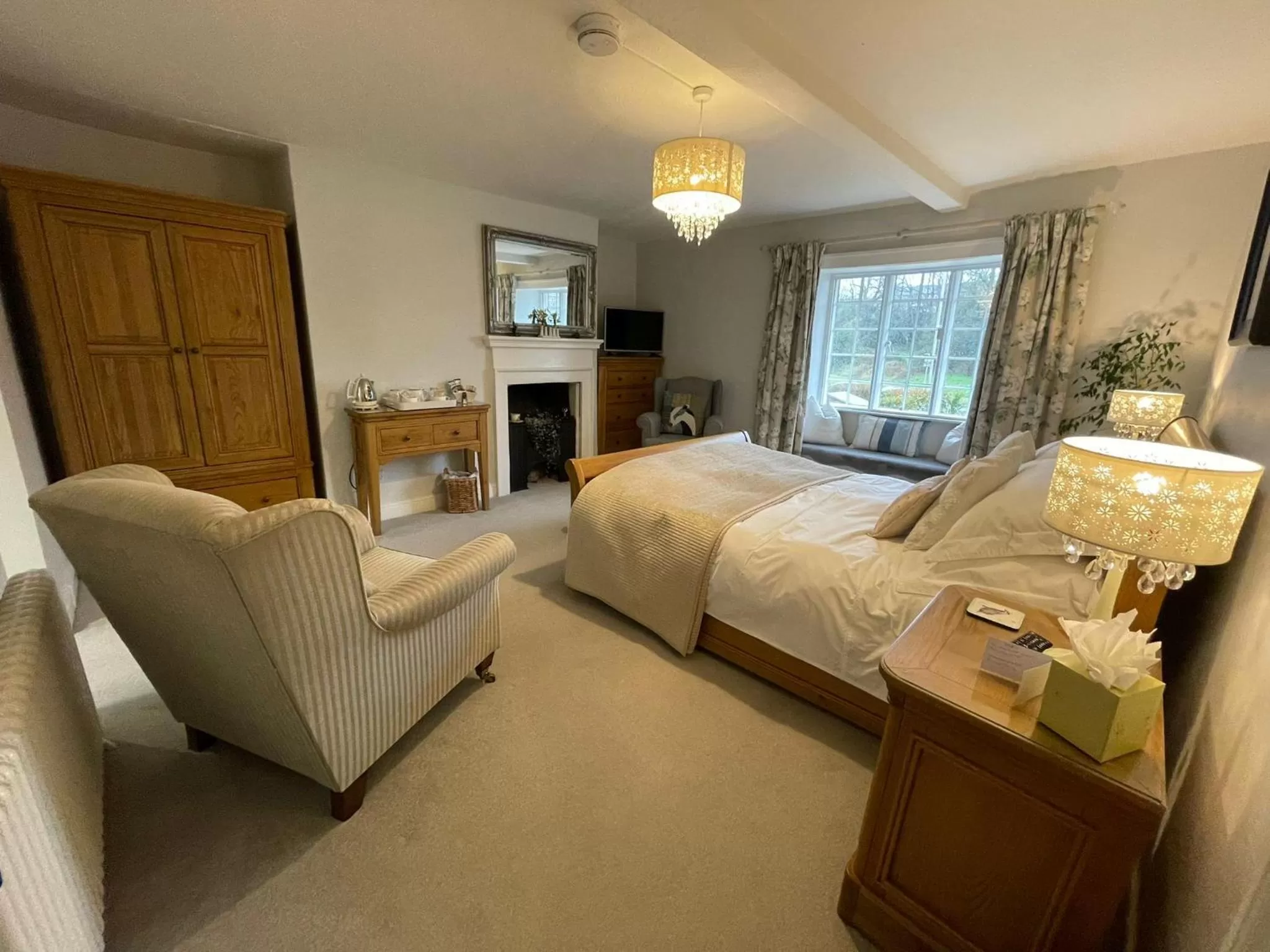 Photo of the whole room, Bed in St Leonards Farmhouse