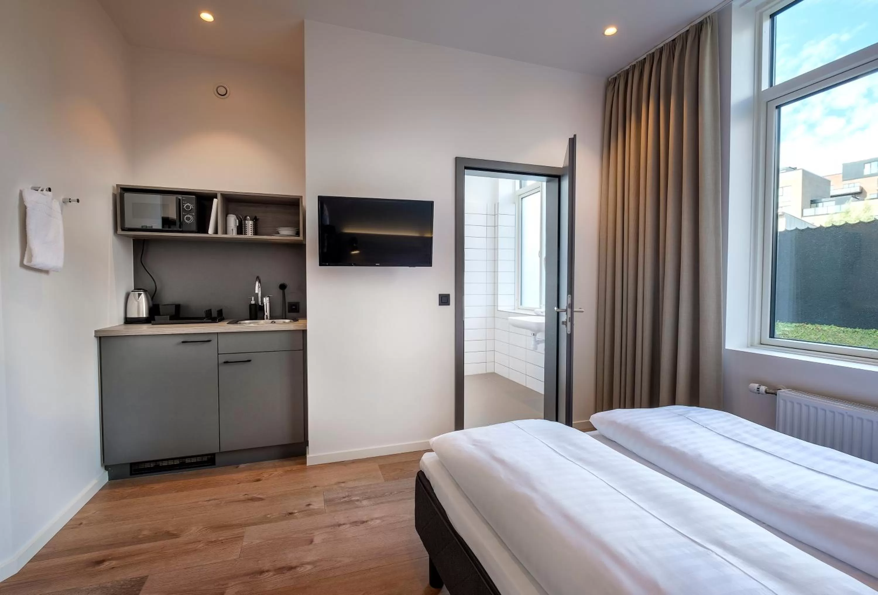 Bed in Go Hotel City