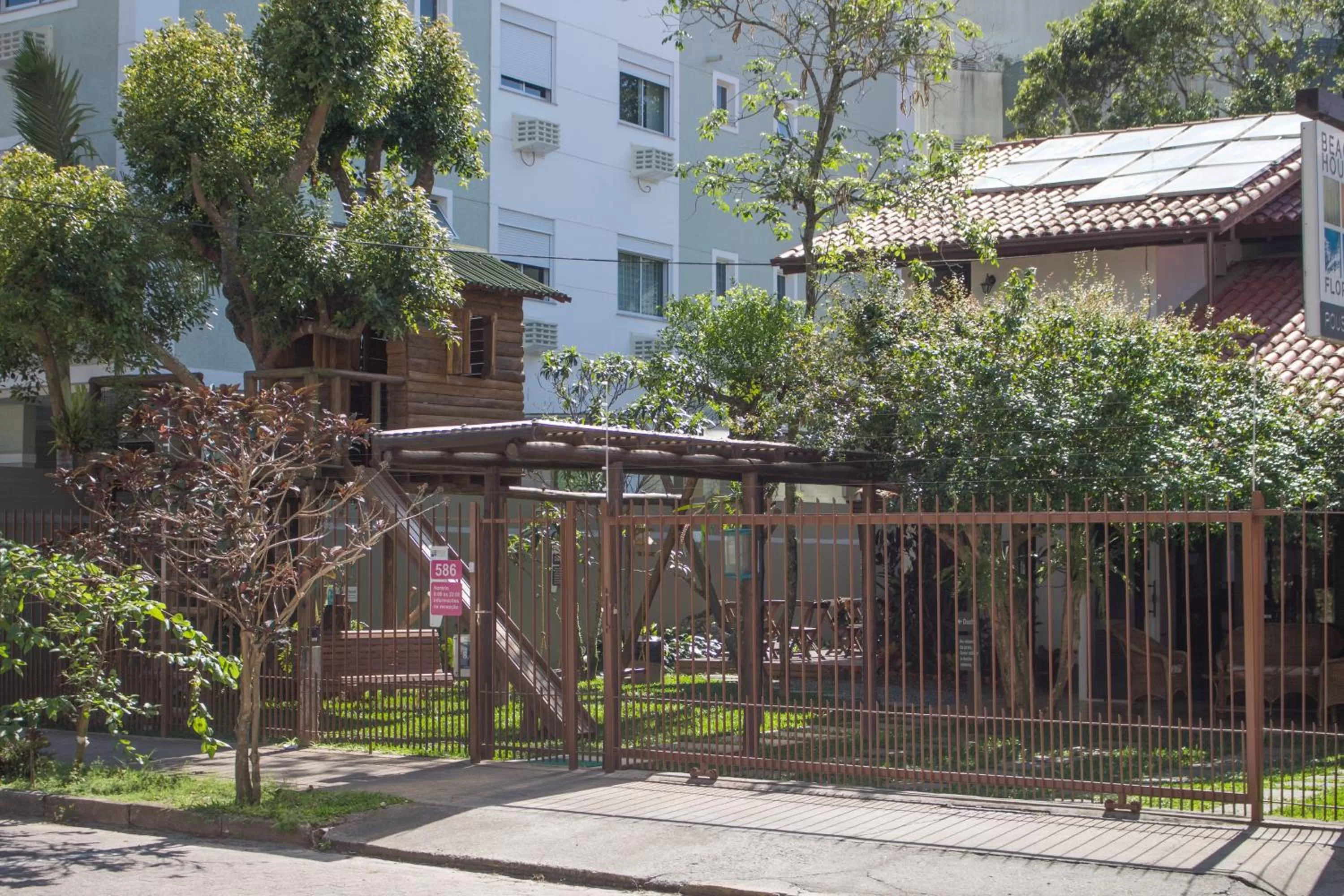 Property Building in Beach House Floripa