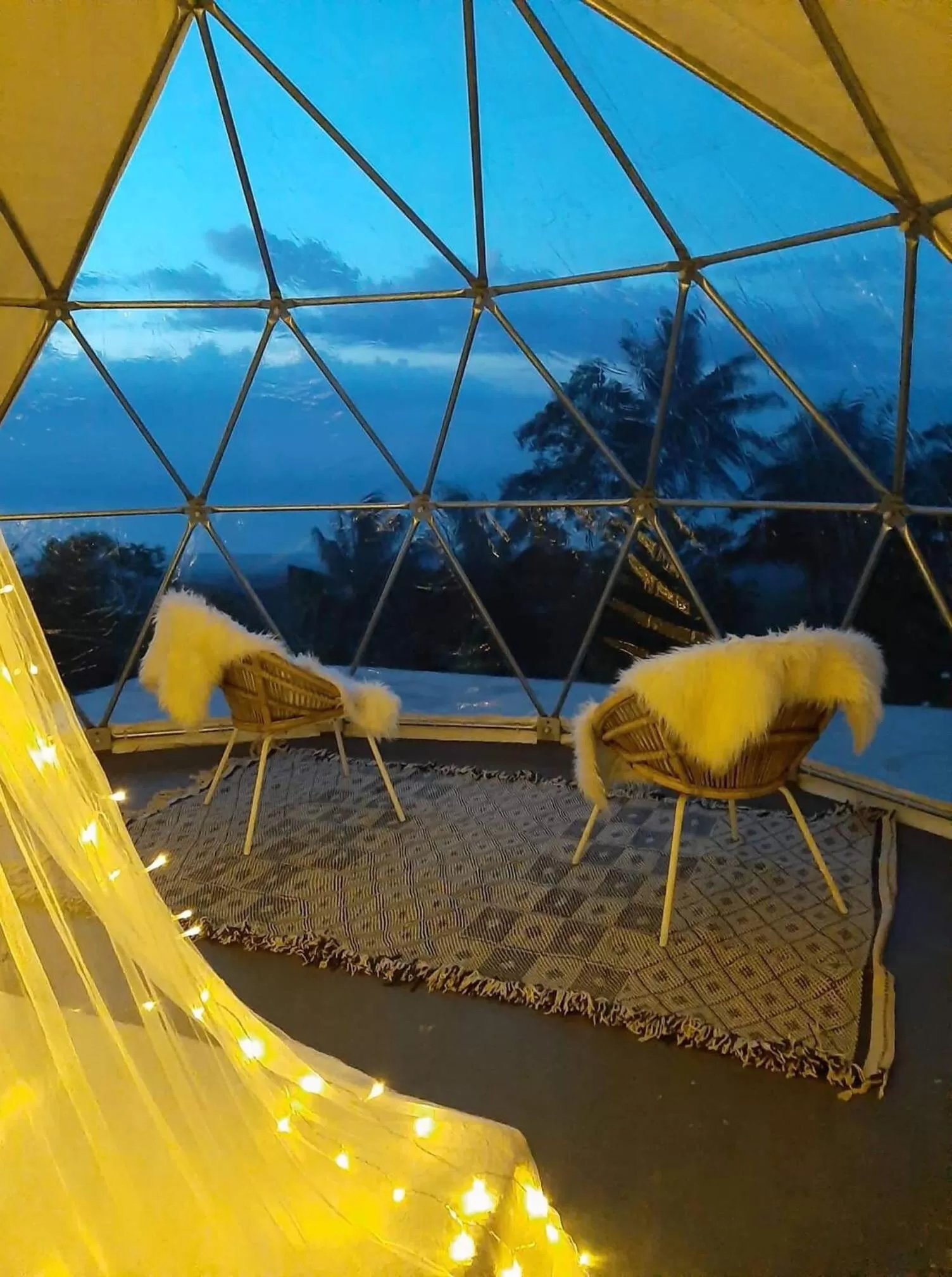 Patio in Bintana sa Paraiso Binunsaran