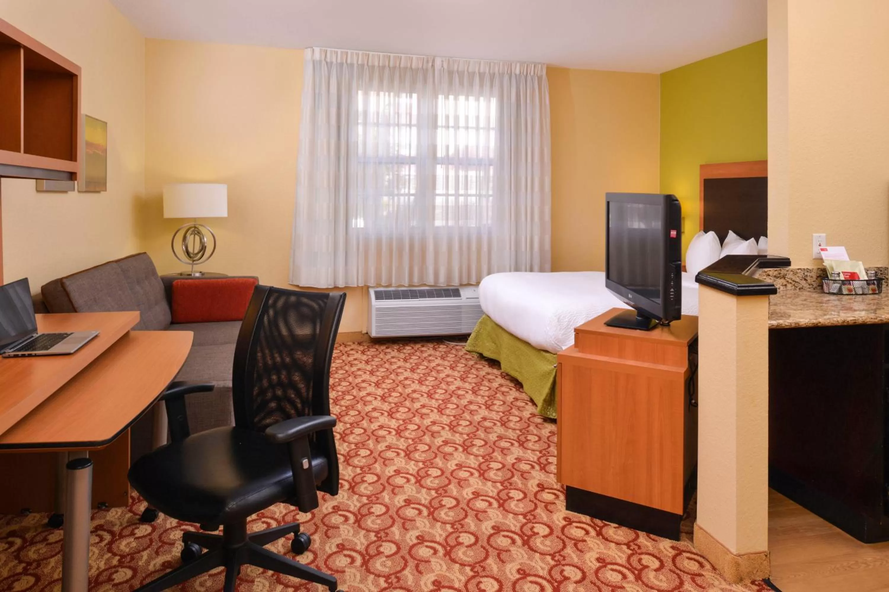 Photo of the whole room in Candlewood Suites Miami Lakes by IHG