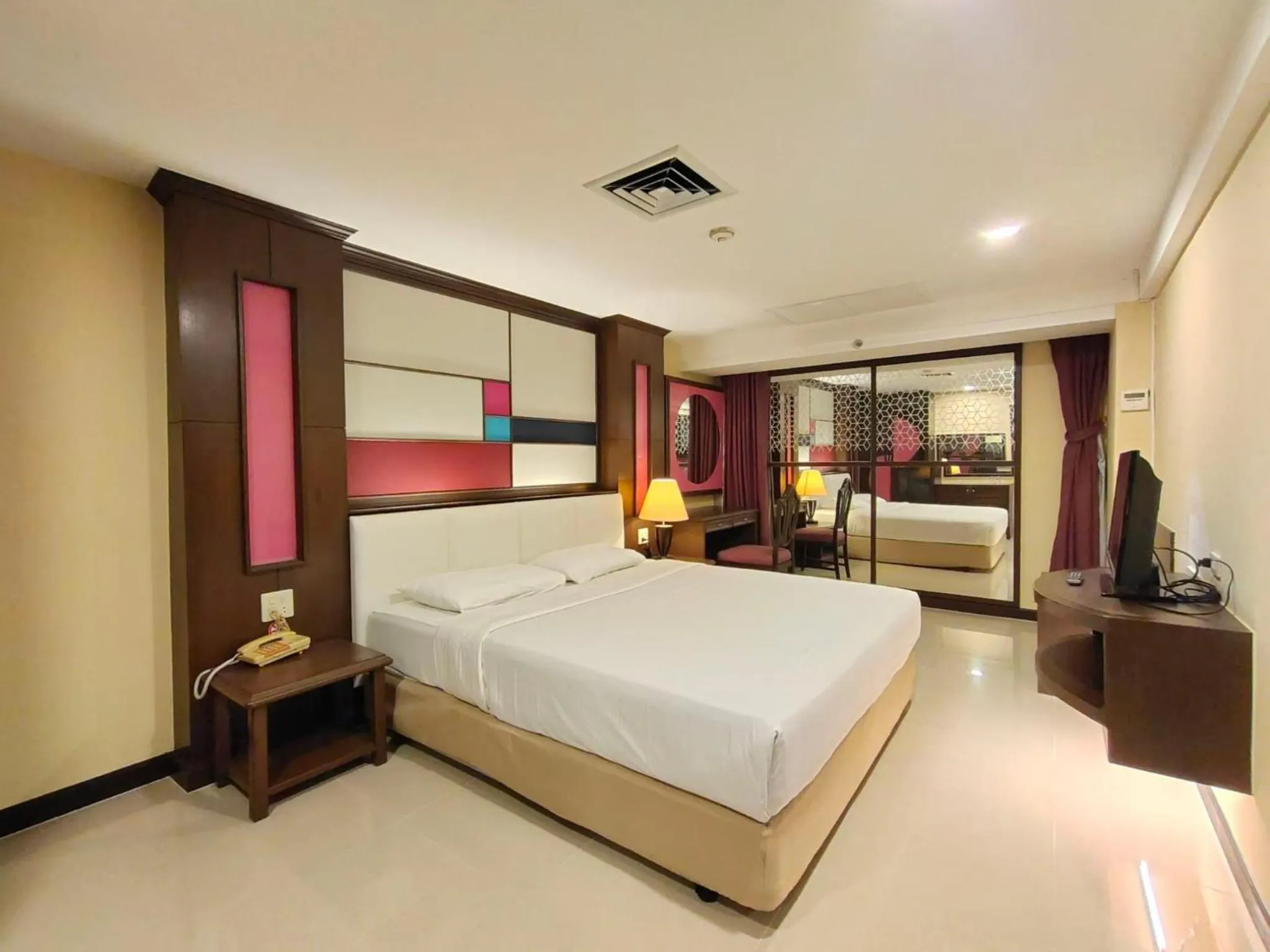 Bed in Ebina House - SHA Extra Plus