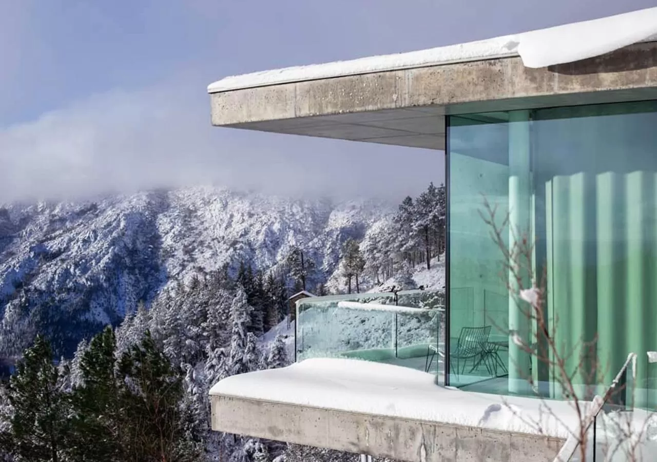 Winter in Casa de São Lourenço - Burel Panorama Hotel - member of Relais & Châteaux