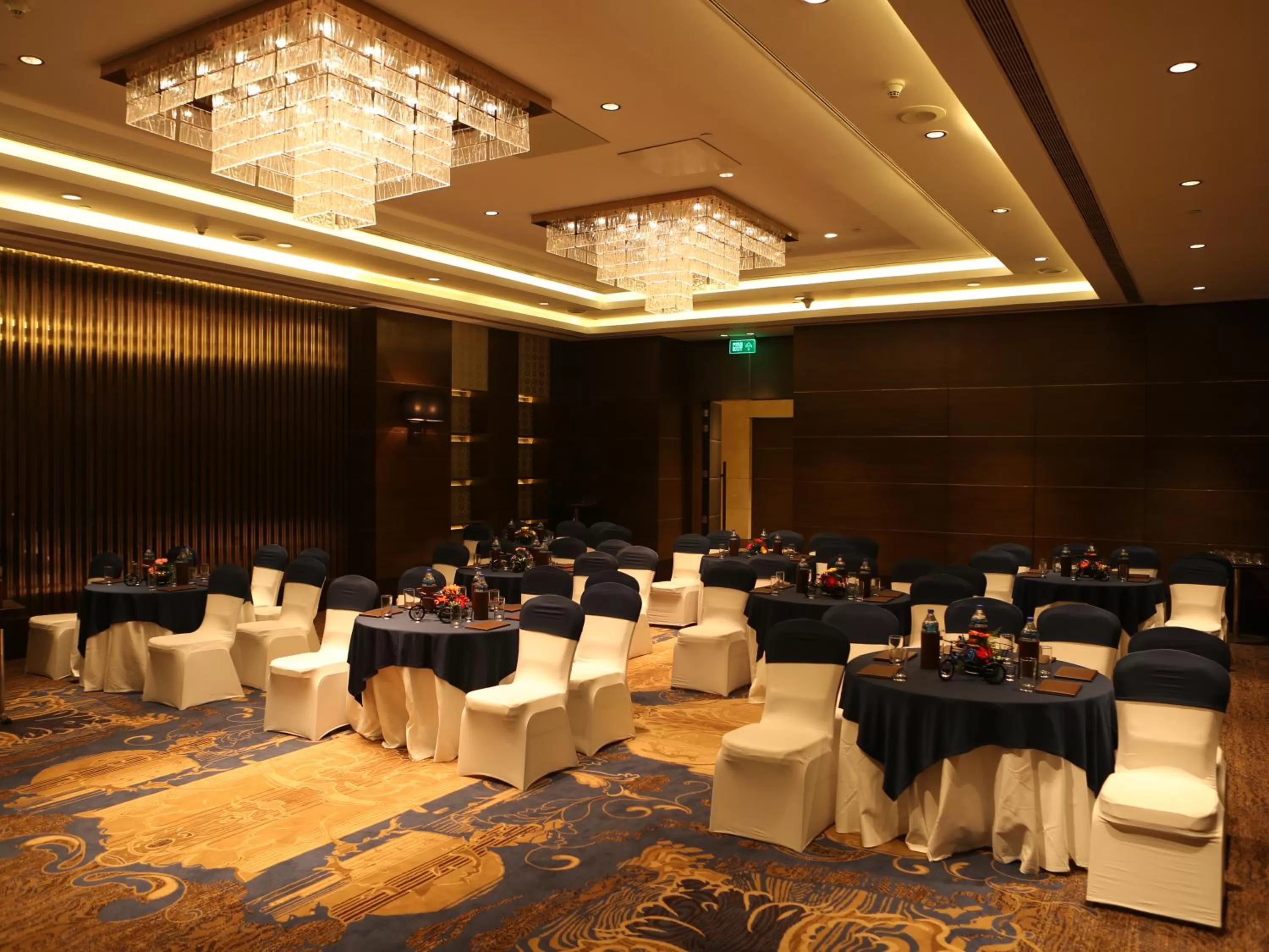 Banquet/Function facilities in Pride Plaza Hotel, Aerocity New Delhi