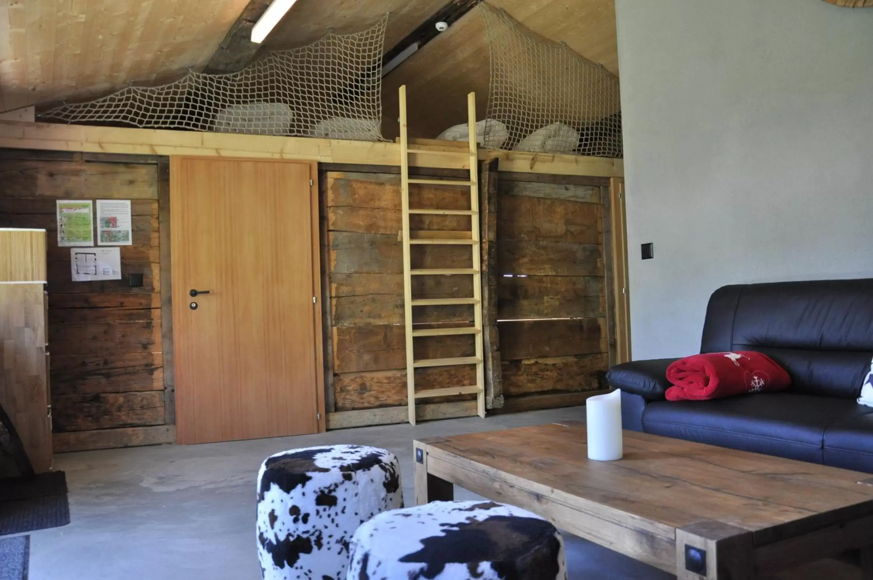 Mixed Dormitory Room in Le Mayen de Colombire Mixed Dormitory Room in Le Mayen de Colombire