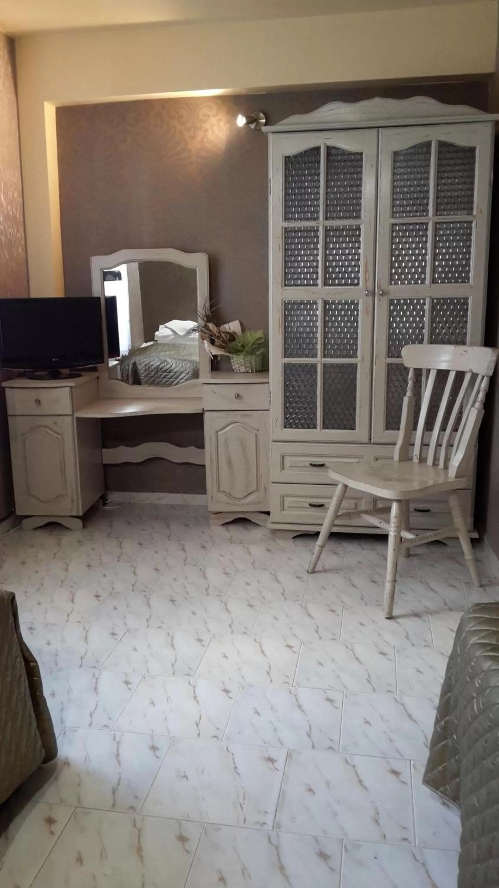 Photo of the whole room, Seating Area in Family Hotel Kartala