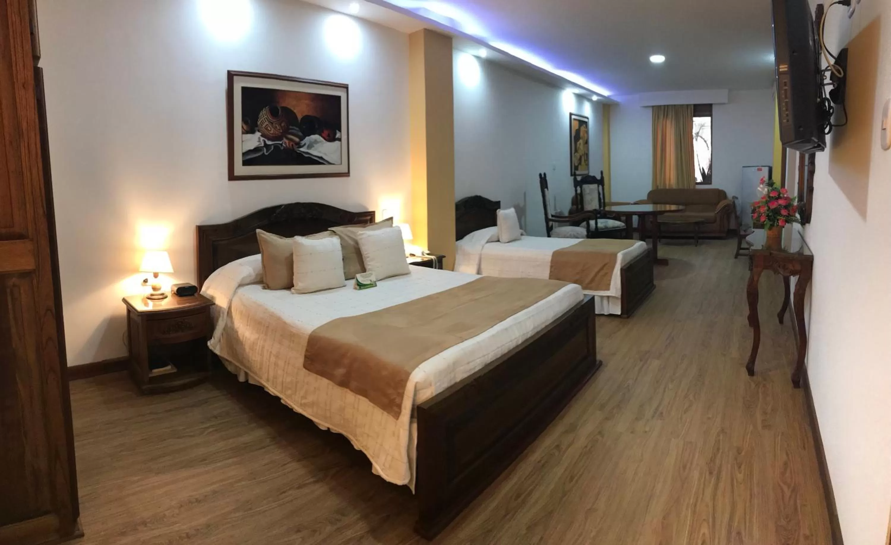 Photo of the whole room, Bed in El Gran Hotel de Pereira