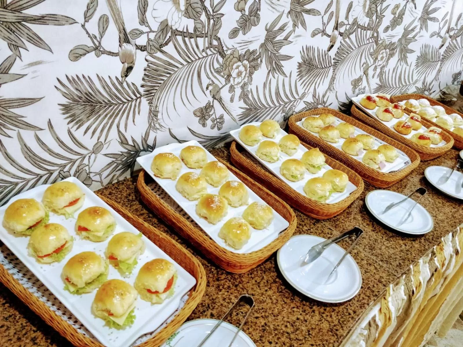 Breakfast in Divi-Divi Praia Hotel