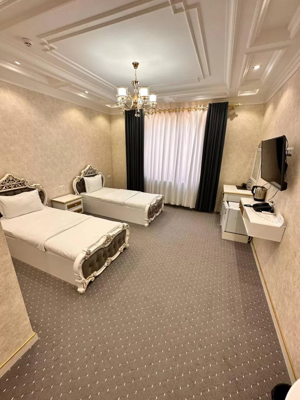 Photo of the whole room, Bed in Suleyman hotel