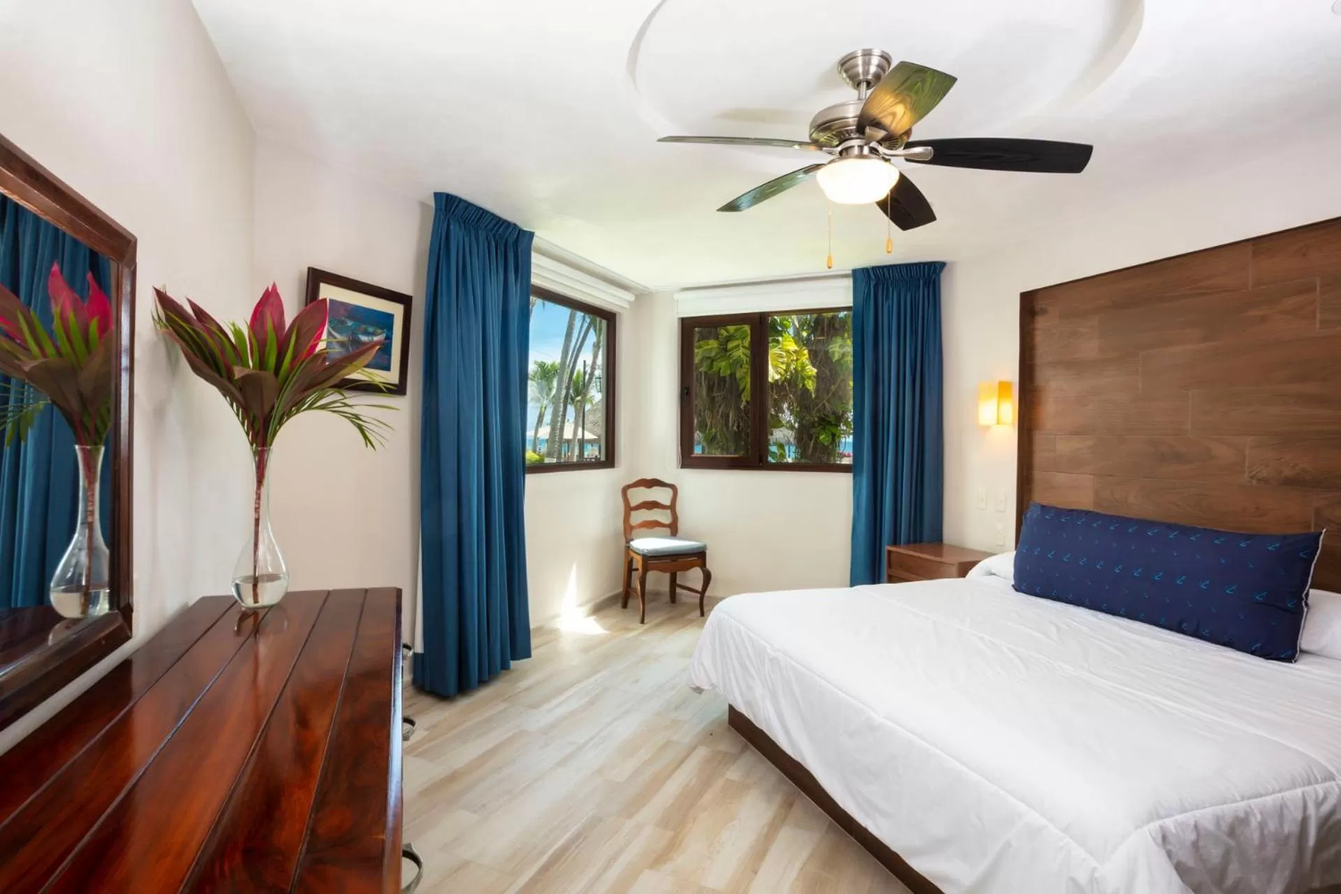 Photo of the whole room, Bed in Vista Vallarta All Suites On The Beach