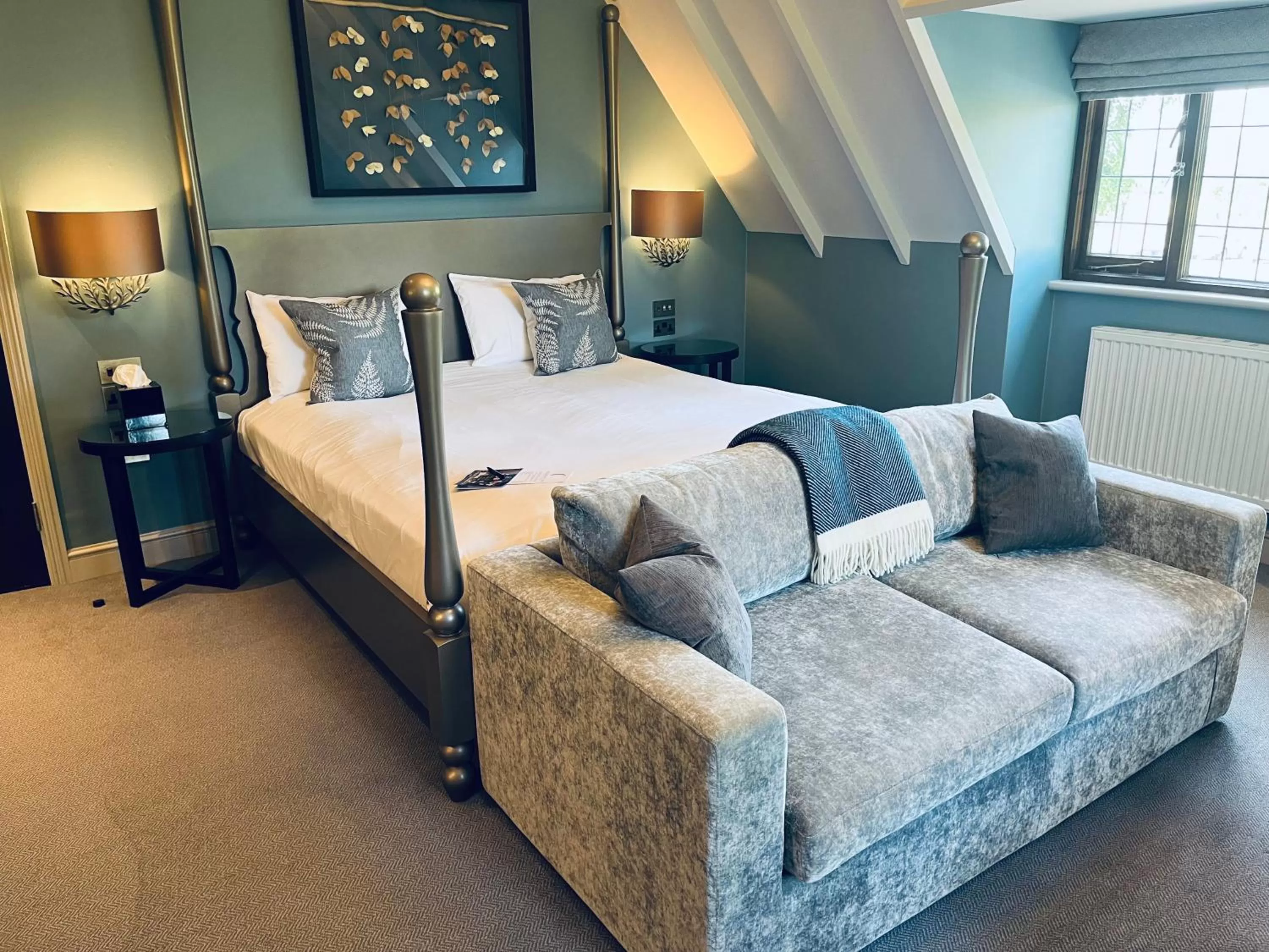 Bedroom, Bed in Hogarths Stone Manor