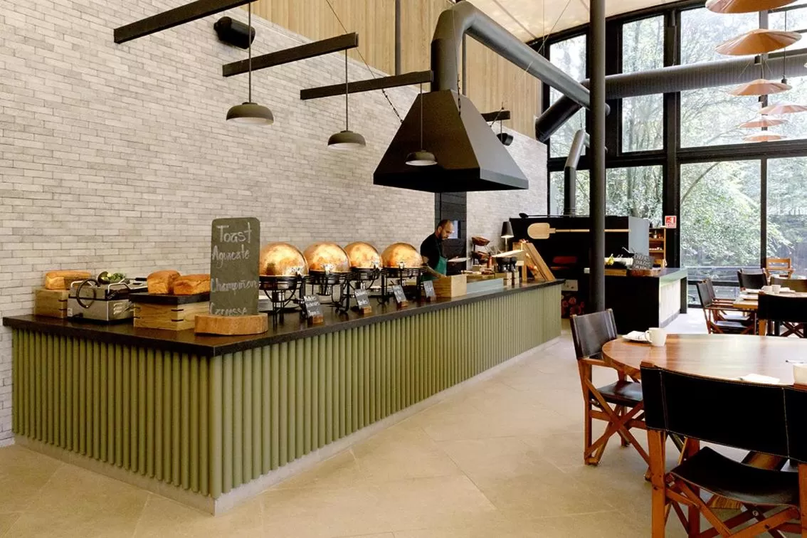 Restaurant/places to eat in Rodavento Boutique Hotel & Spa