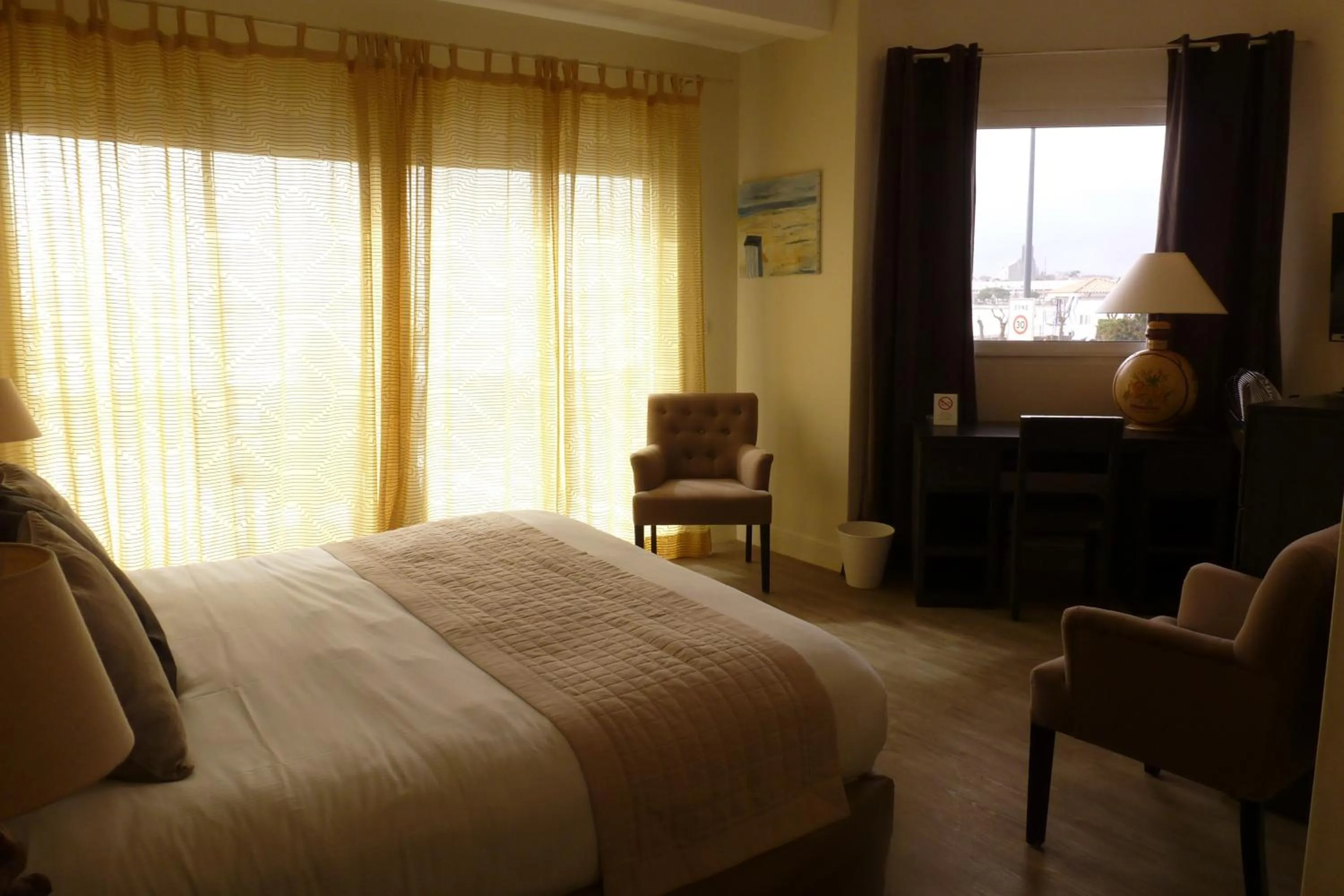 Photo of the whole room, Bed in Family Golf Hotel