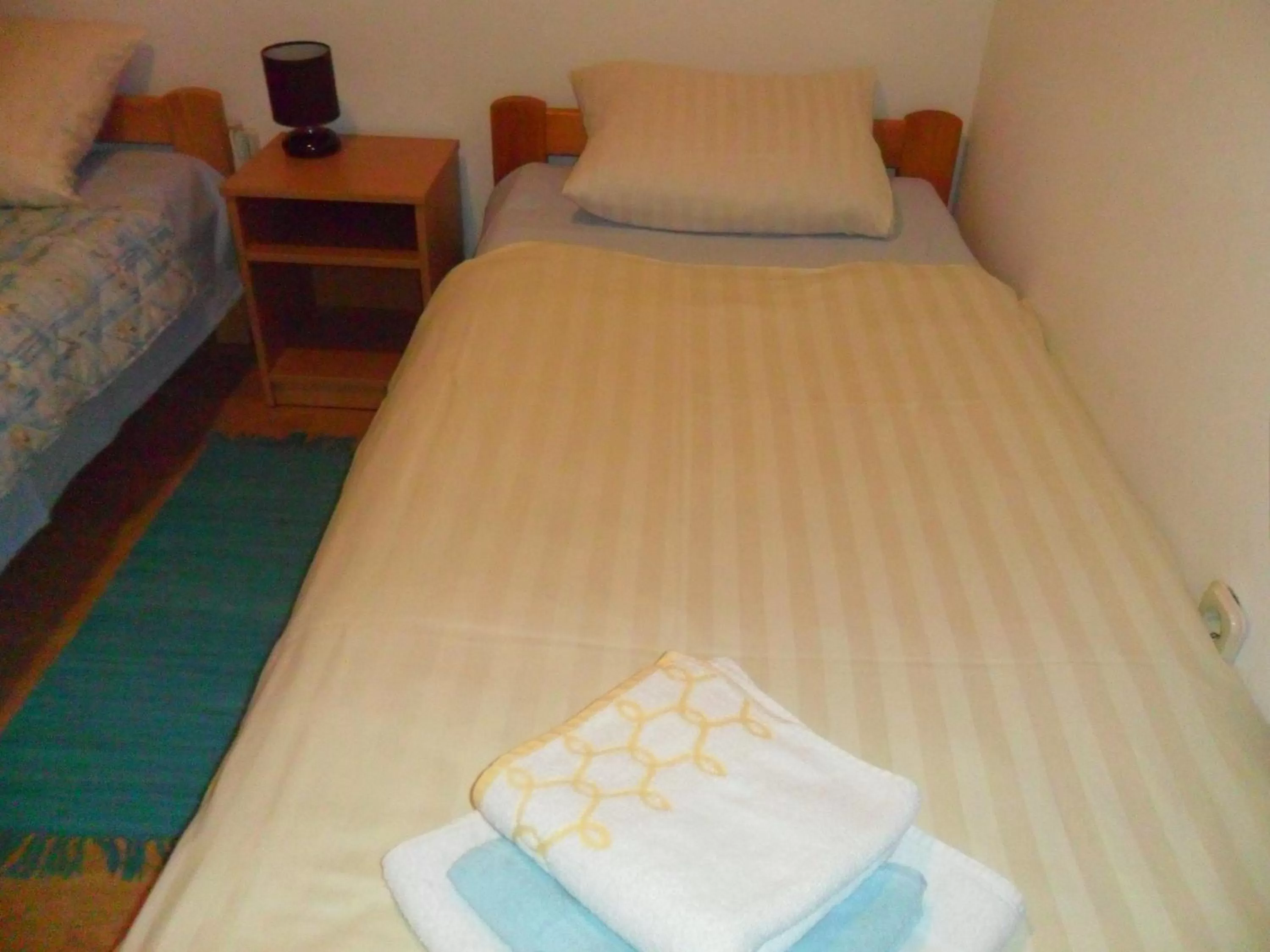 Bed in Rooms MBM