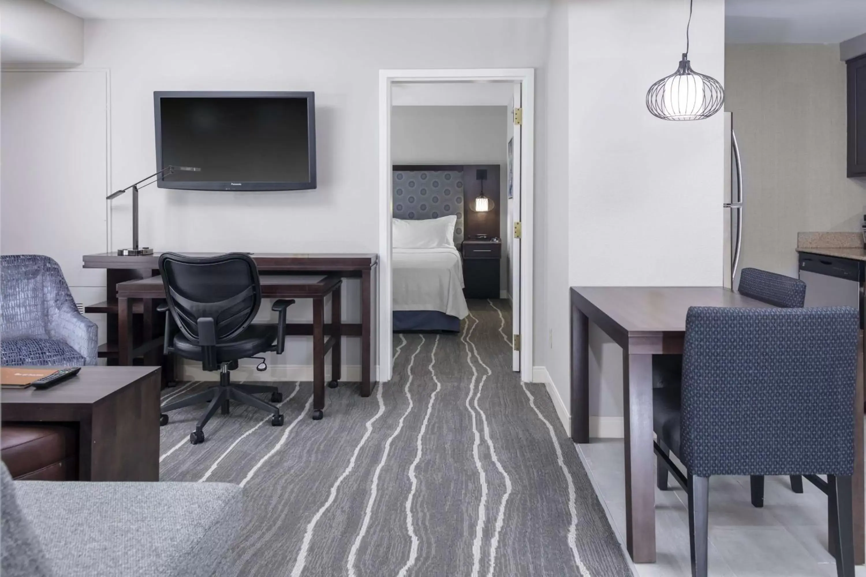 King Suite - Hearing Access/Non-Smoking in Homewood Suites by Hilton Columbia King Suite - Hearing Access/Non-Smoking in Homewood Suites by Hilton Columbia