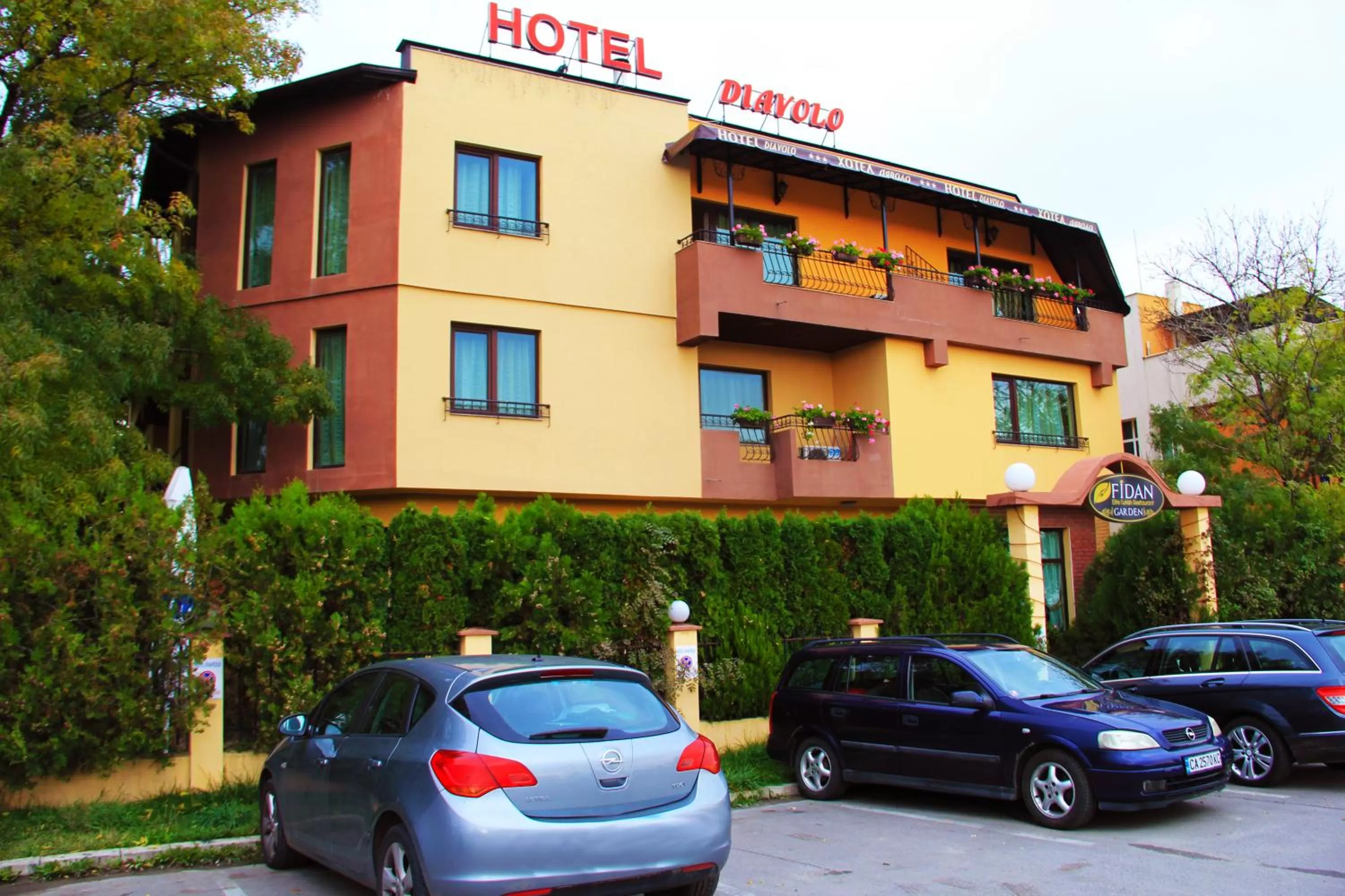 Property Building in Hotel Diavolo