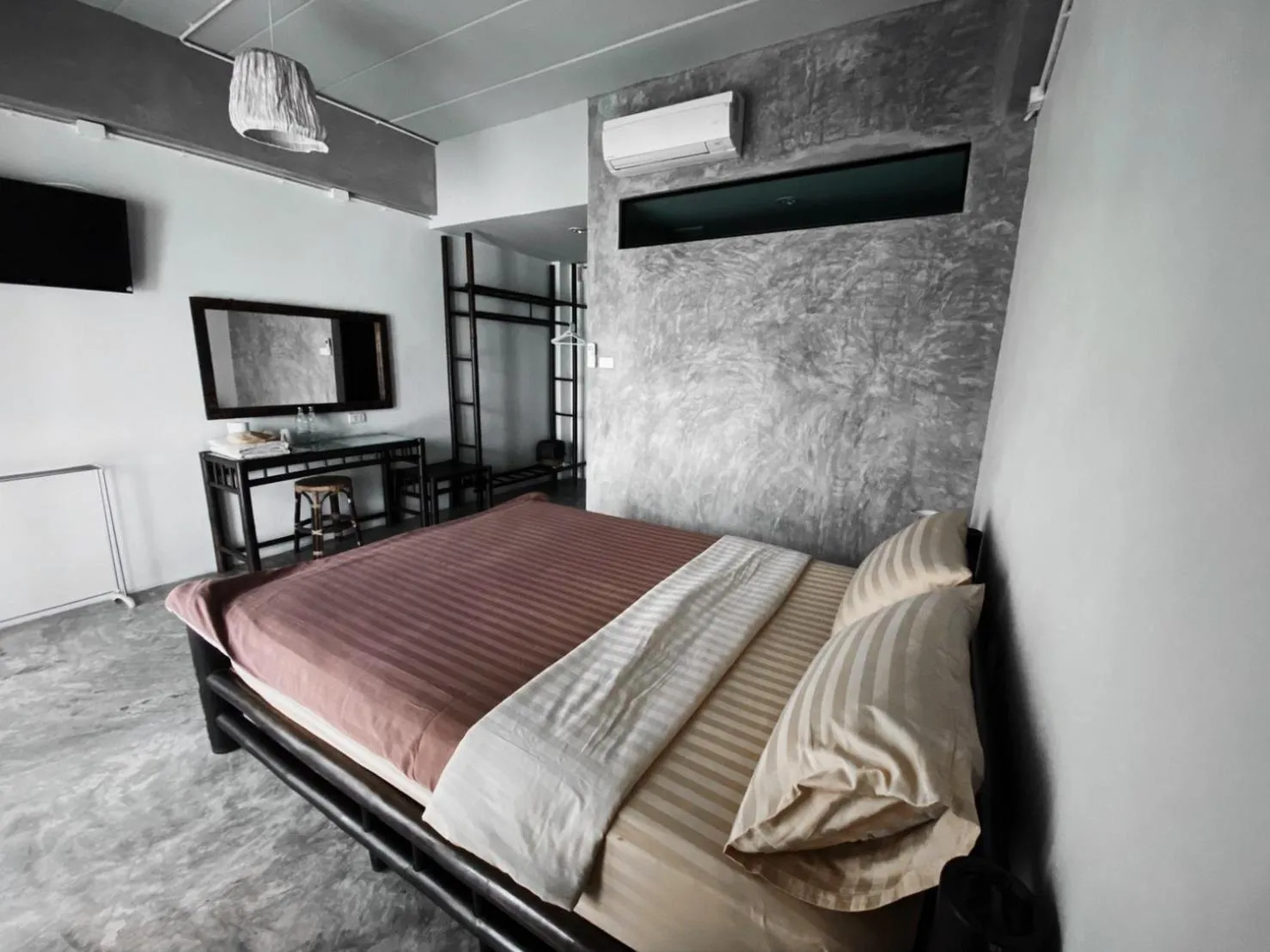 Bed in Lamphu House Chiang Mai