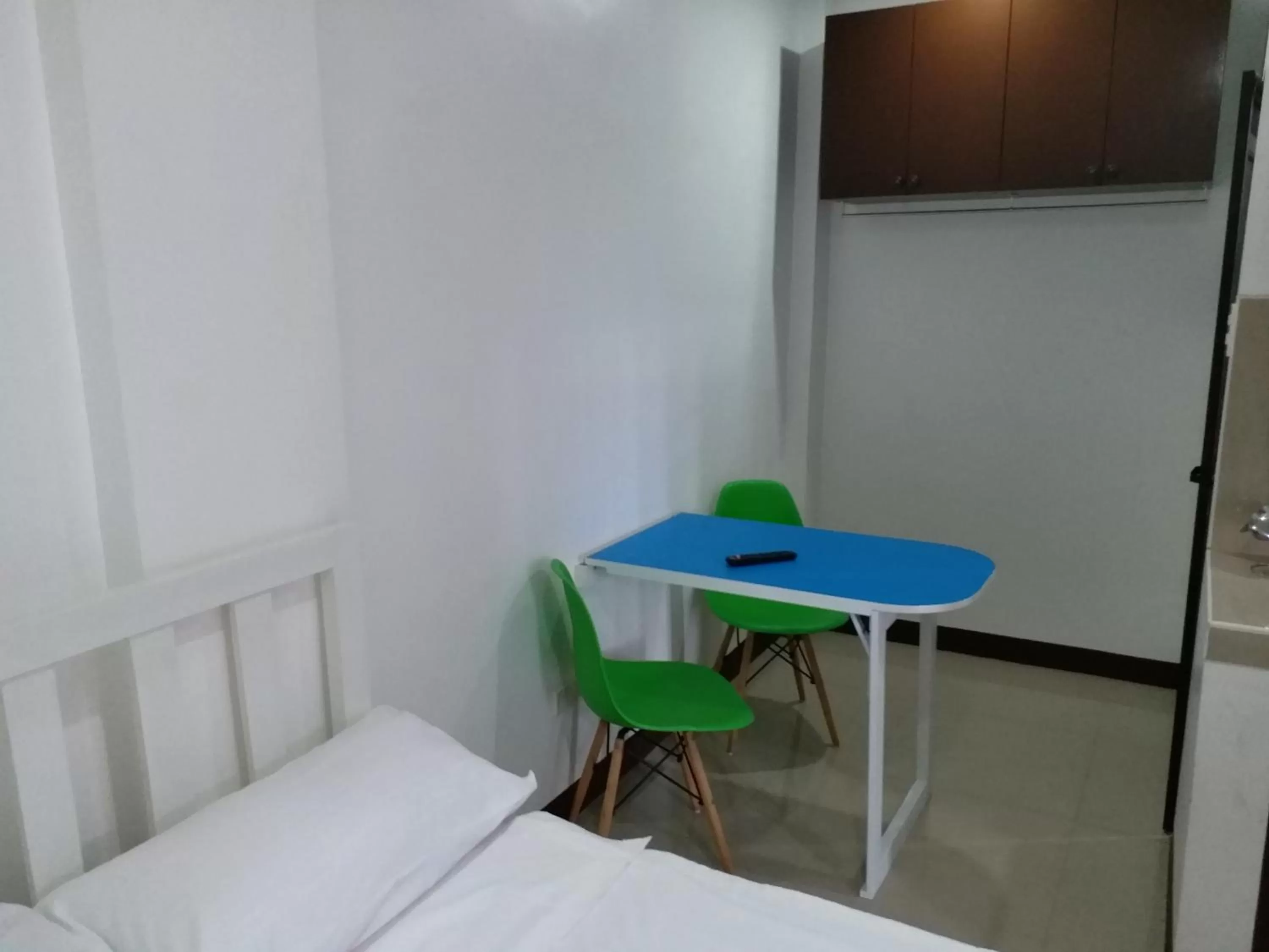 Bed in Clark-Pad Inn, Angeles City