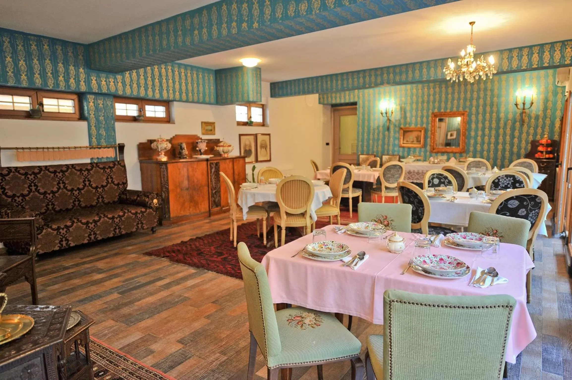 Restaurant/Places to Eat in Hotel Michele