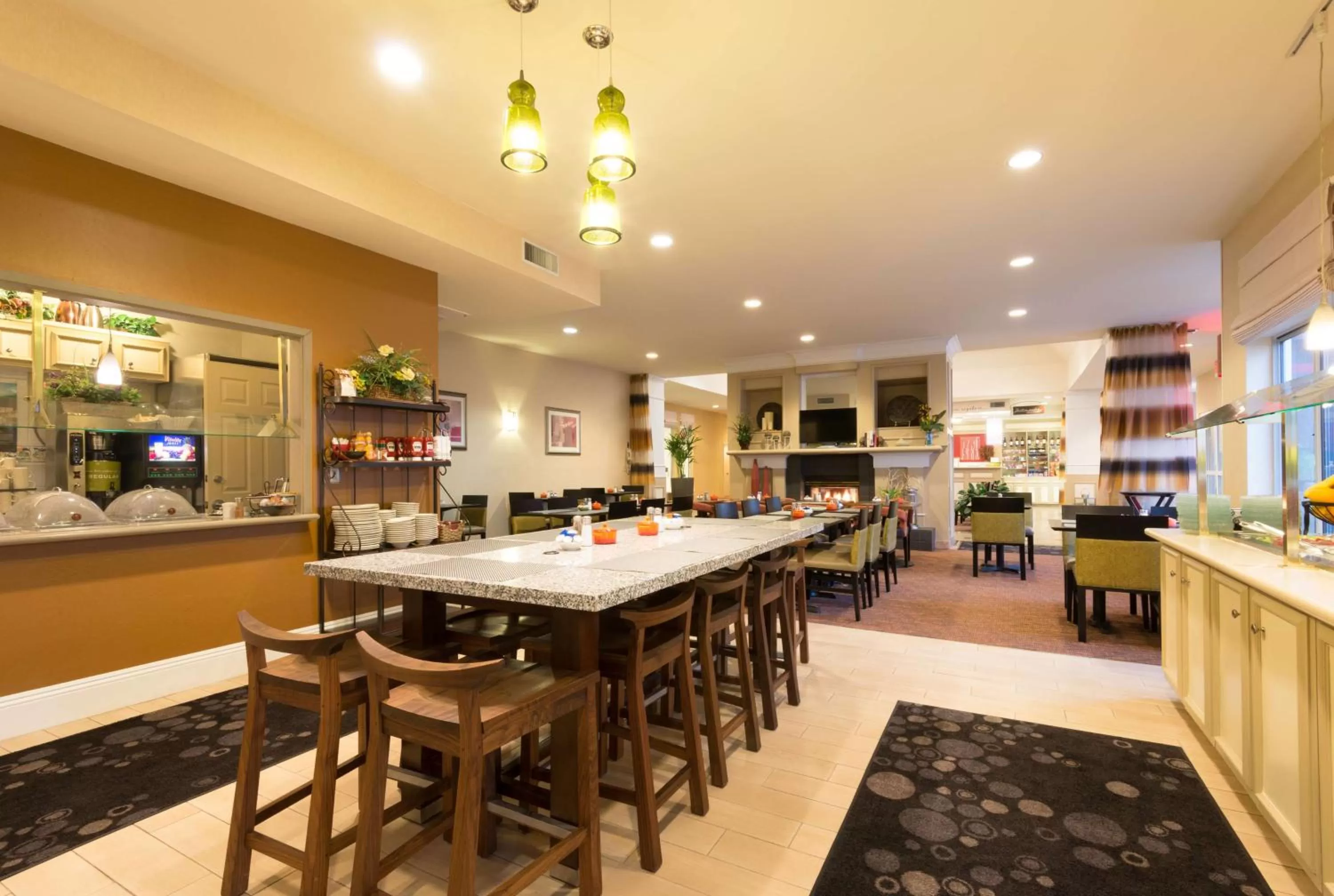 Restaurant/places to eat in Hilton Garden Inn Flagstaff