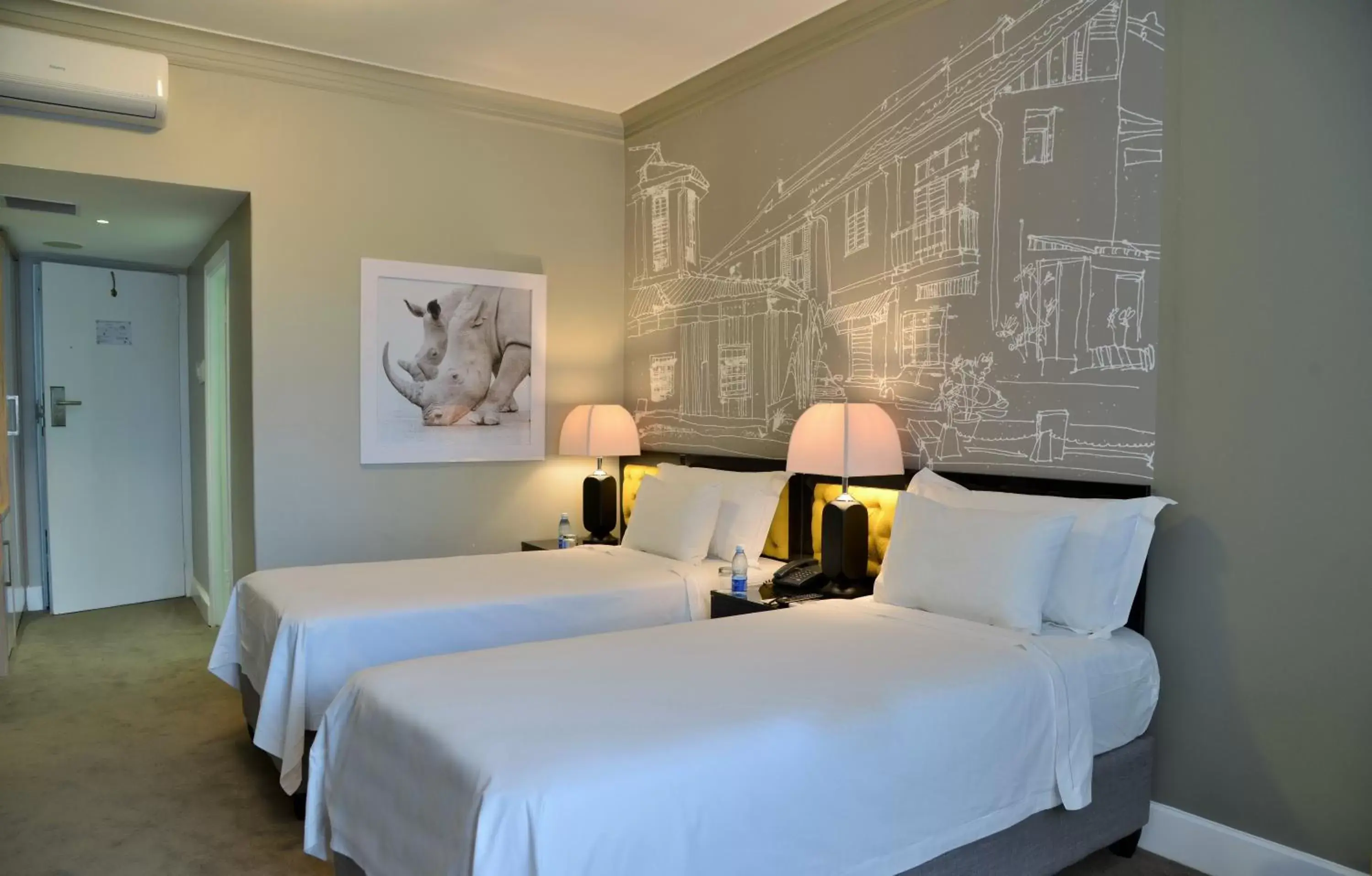 Superior King Room in The Capetonian - Halal Superior King Room in The Capetonian - Halal