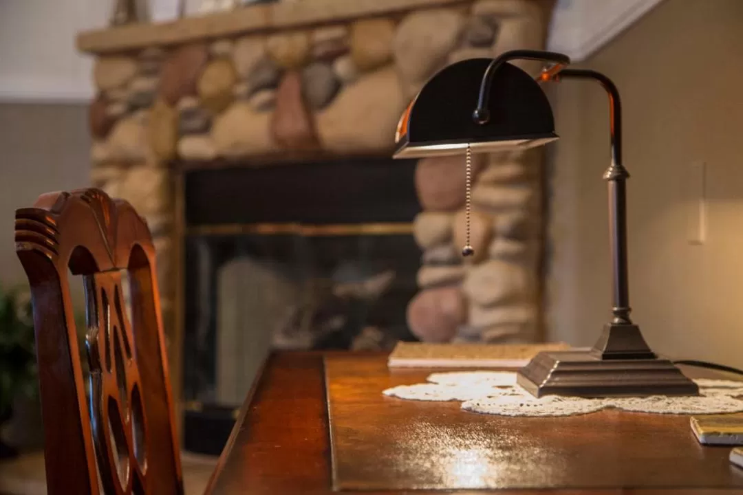 Decorative detail in ForFriends Inn Wine Country Bed and Breakfast