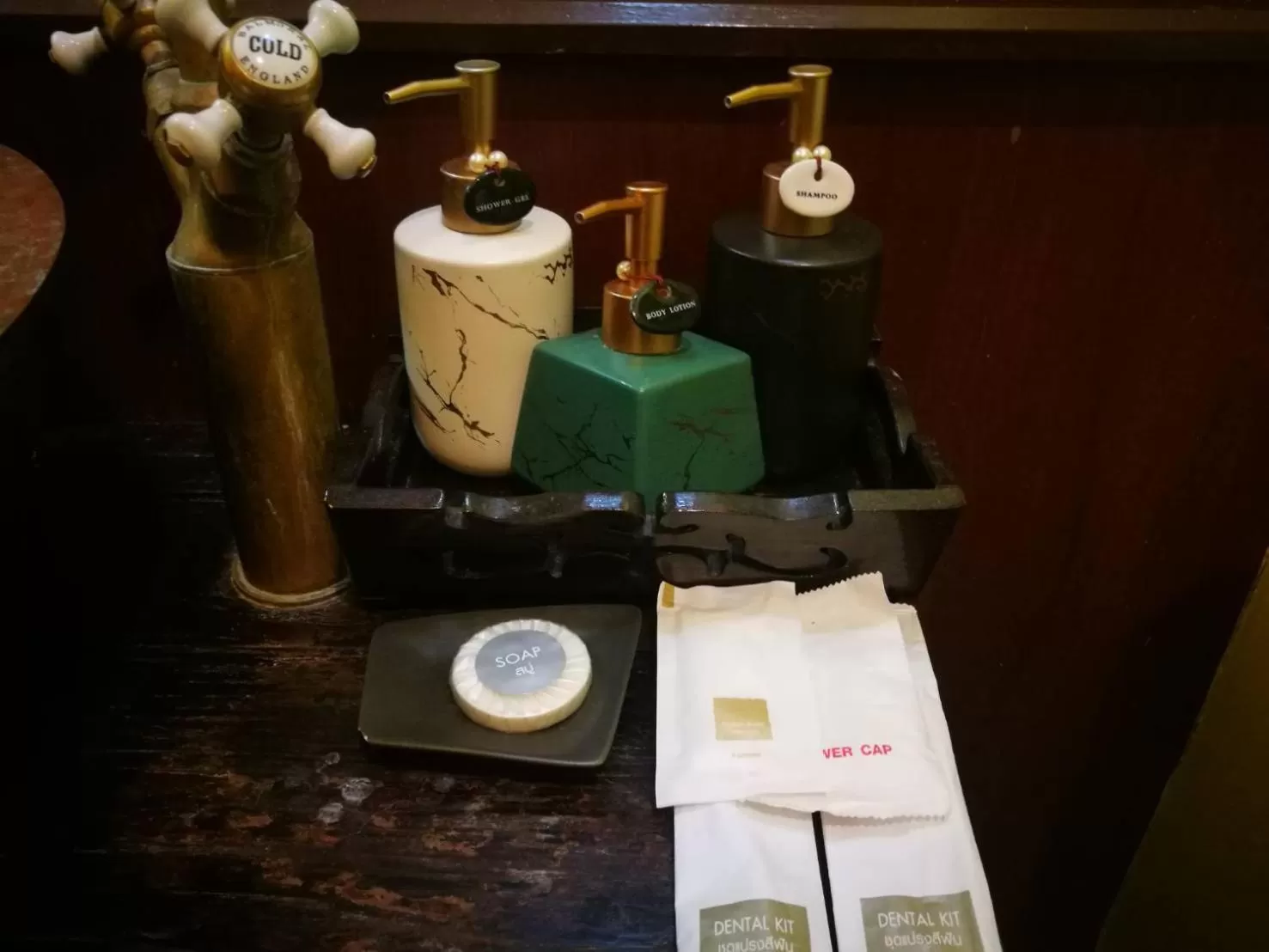 Bathroom in Praya Palazzo