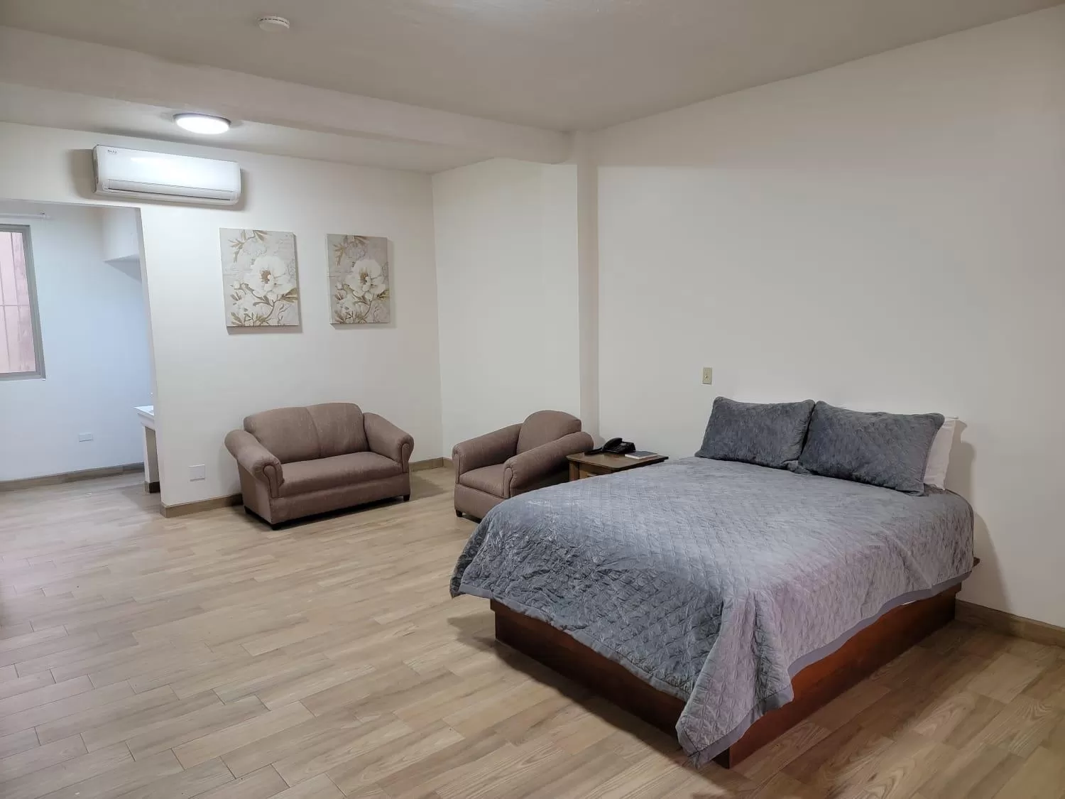 Living room, Bed in Hotel Paraiso Las Palmas