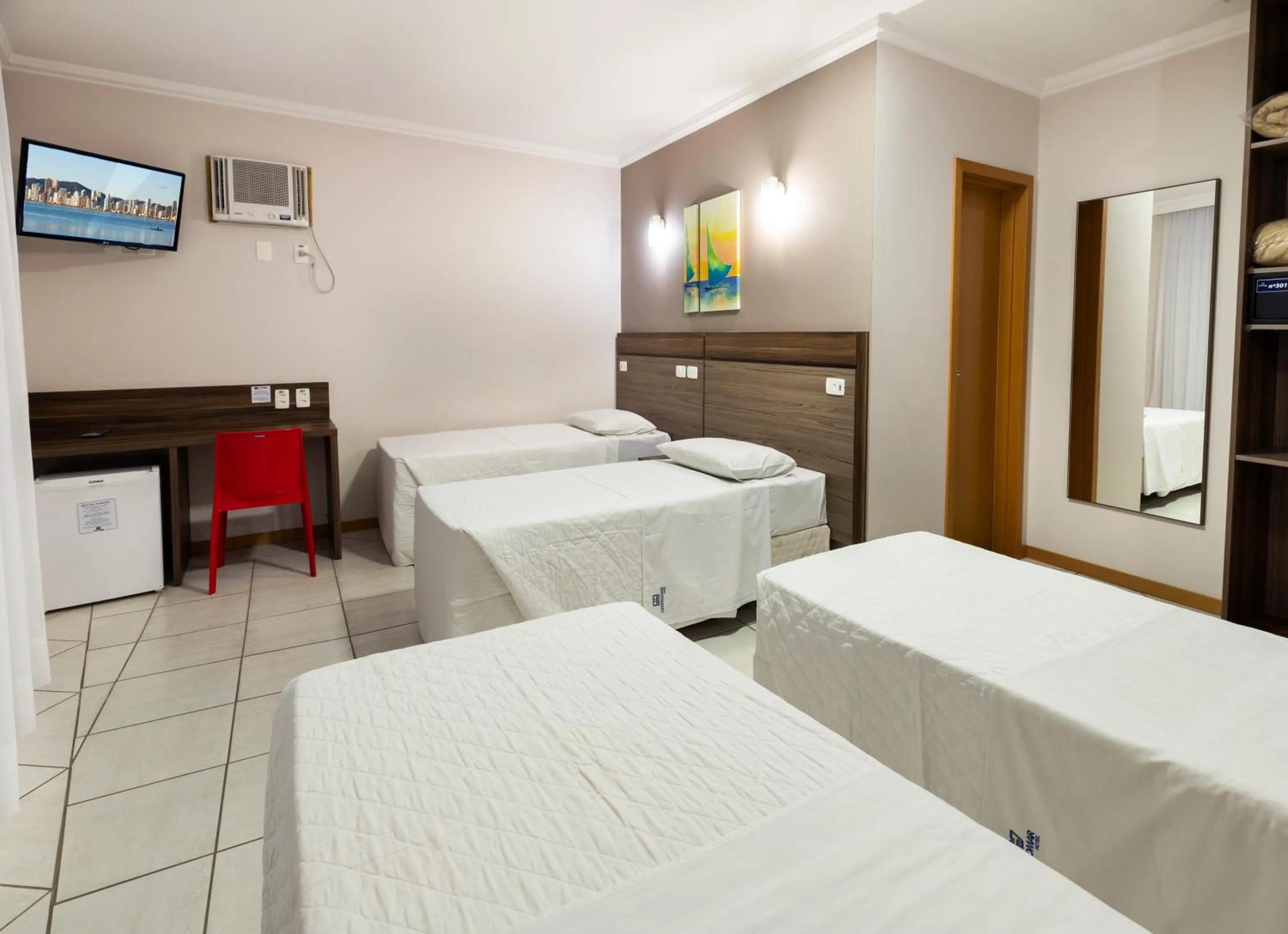 Bedroom, Bed in Centromar Hotel