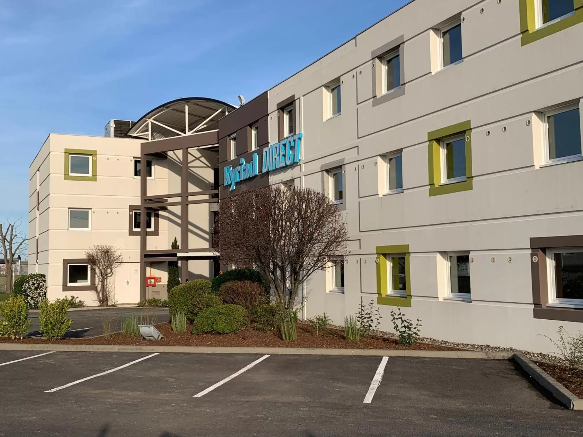 Facade/entrance in Kyriad Direct Clermont Ferrand Nord Gerzat