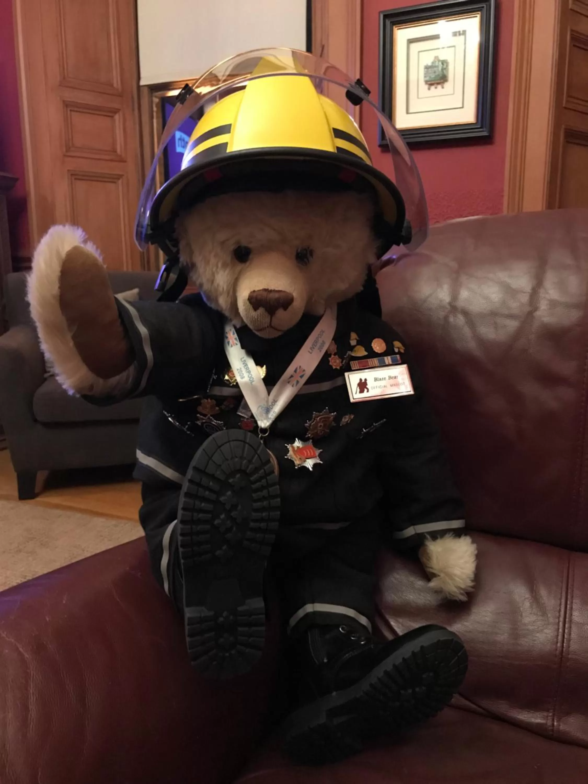 Communal lounge/ TV room in Ashtree House Hotel, Glasgow Airport & Paisley