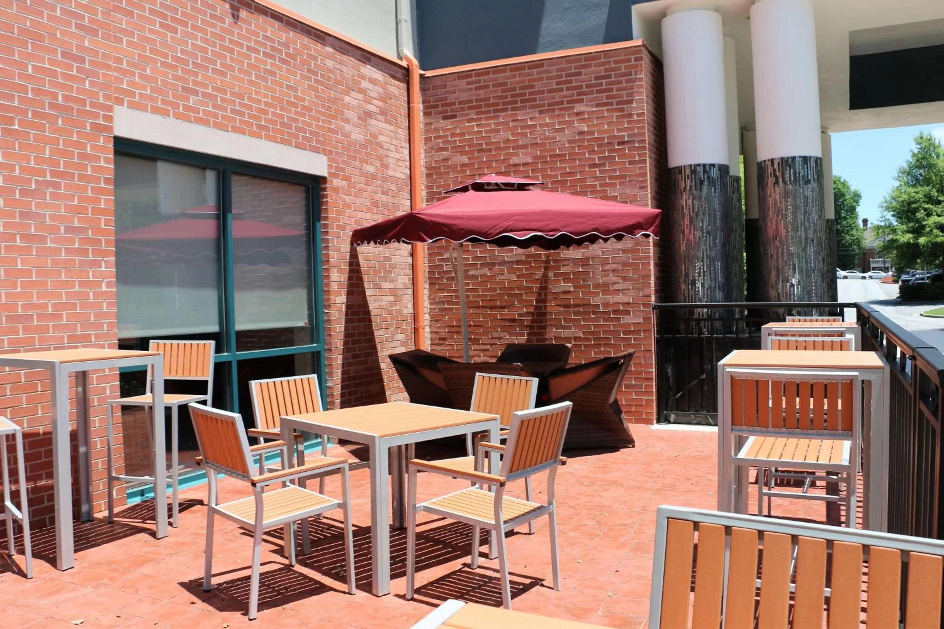 Property building in Best Western Plus Roswell/Alpharetta