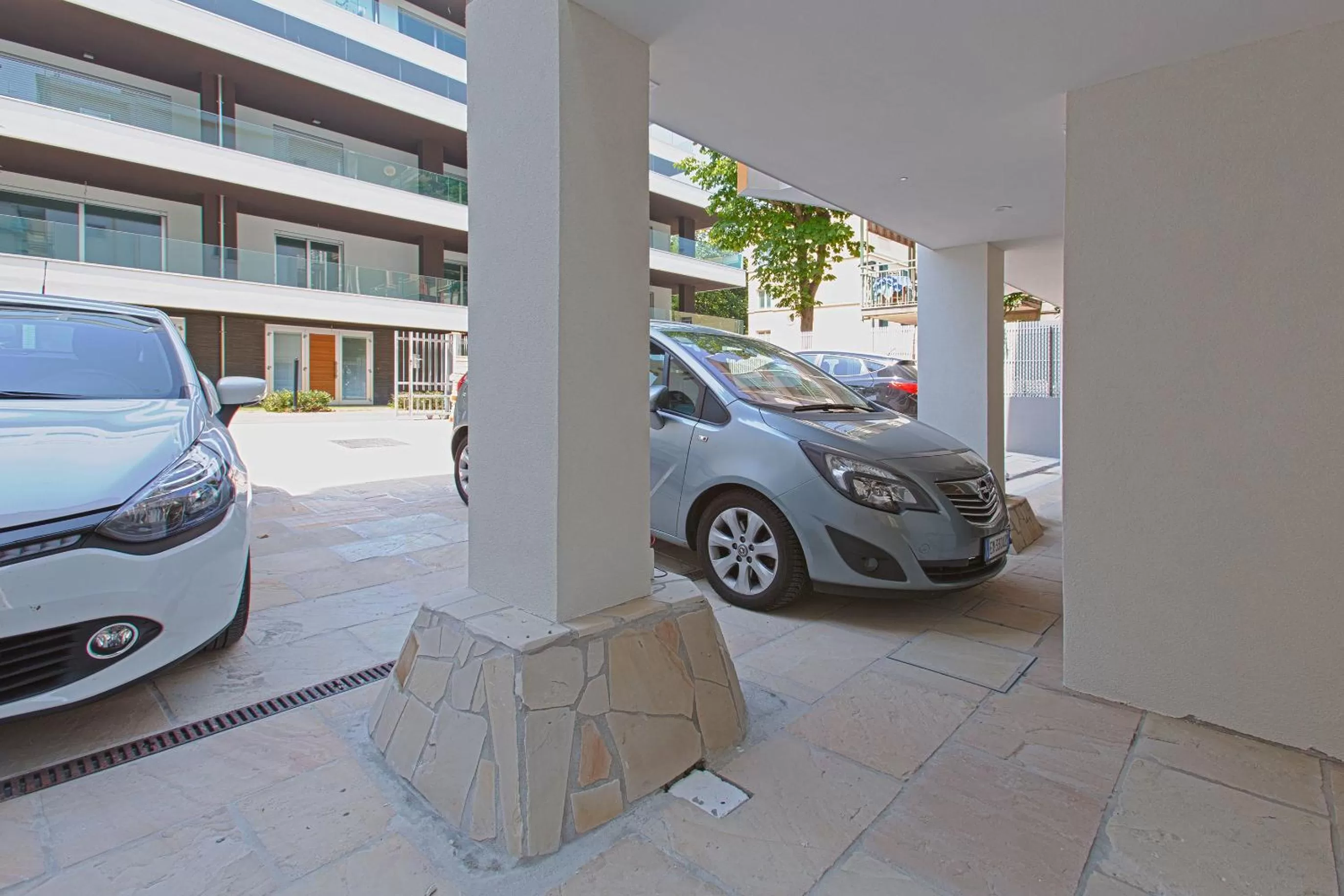 Parking in Residence Siesta