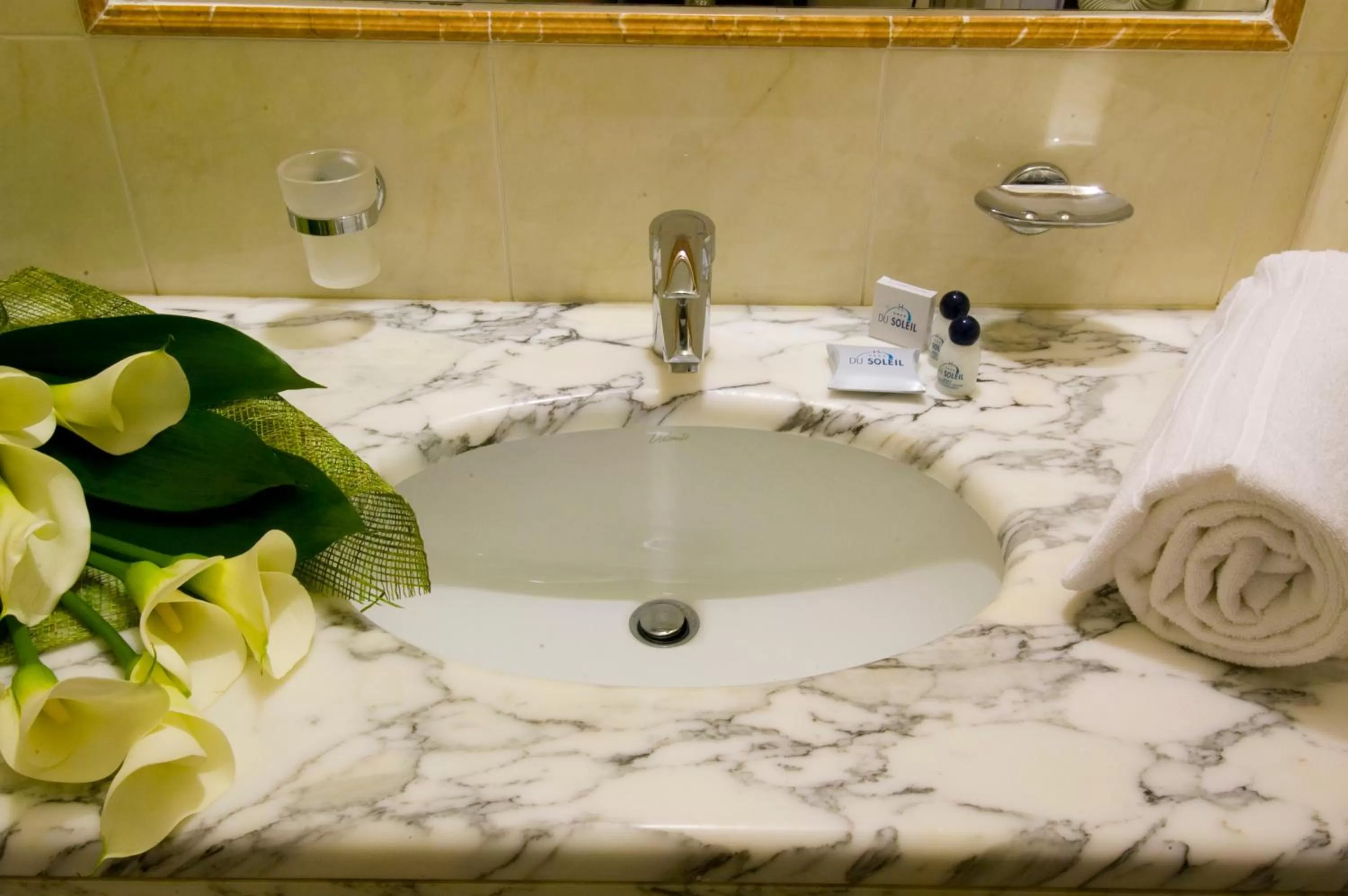 Bathroom in Hotel Du Soleil