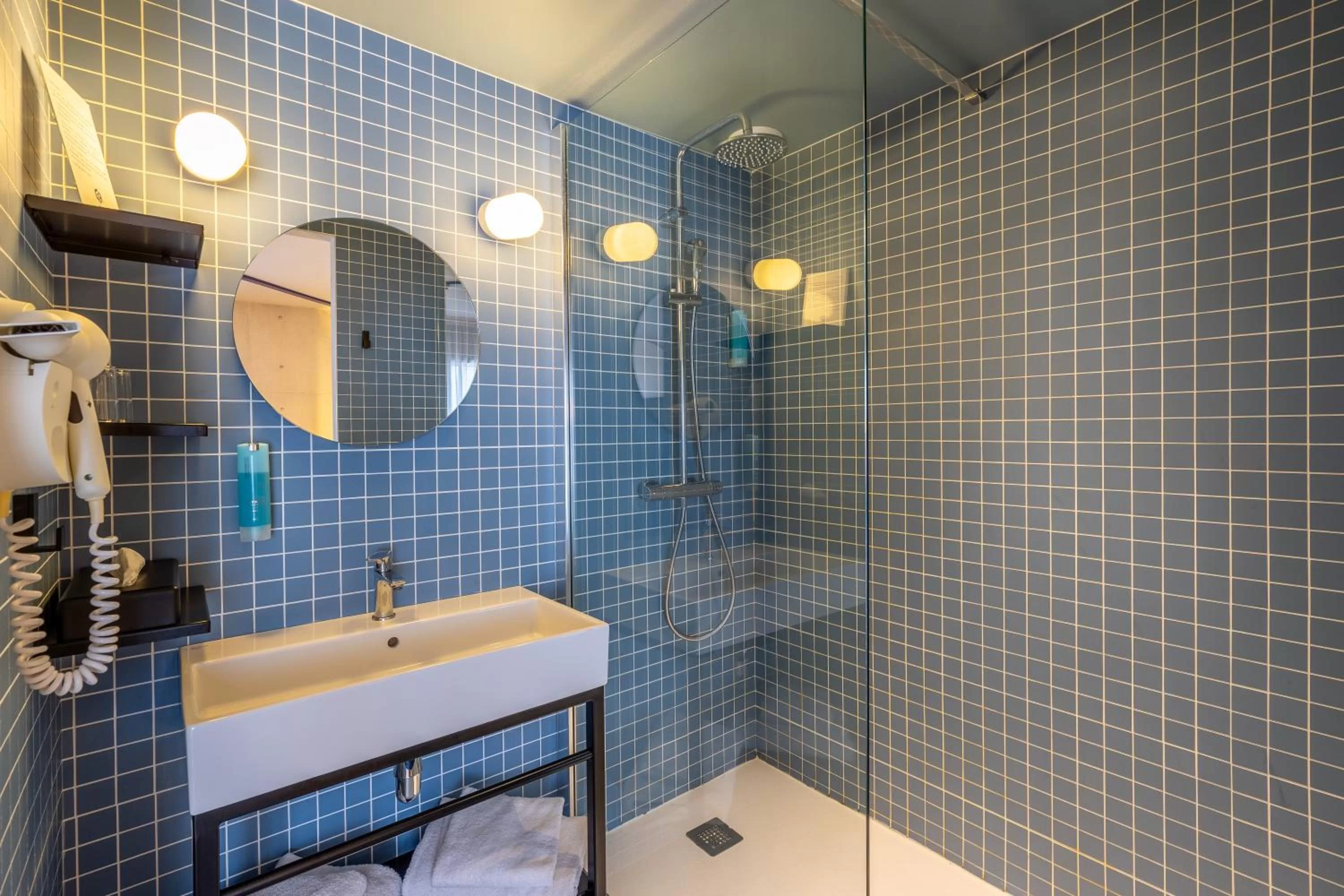 Bathroom in Urban Hotel & Spa Aix-les-Bains - BW Signature Collection