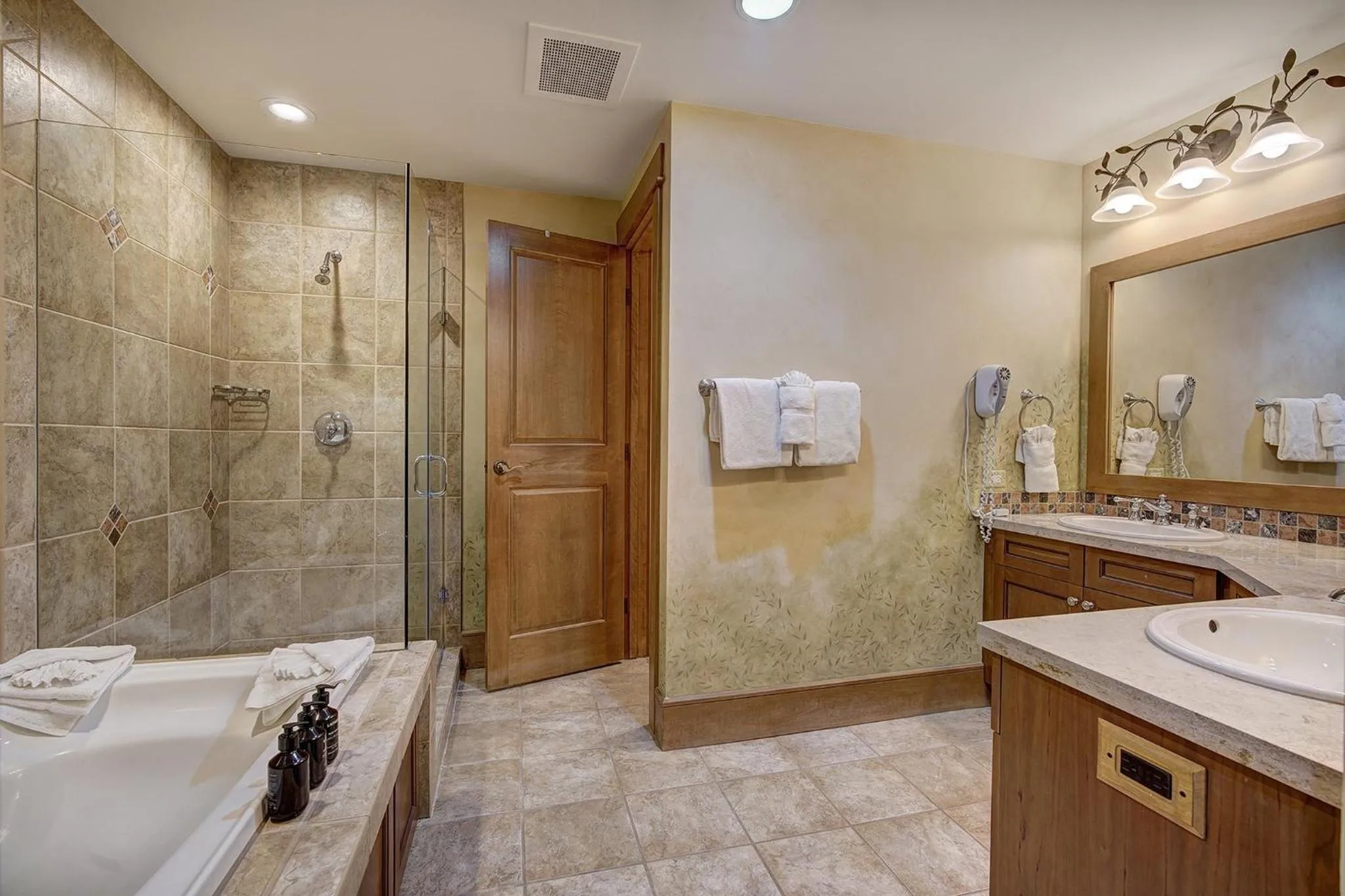 Bathroom in Timbers & Lone Eagle by Vail Resorts