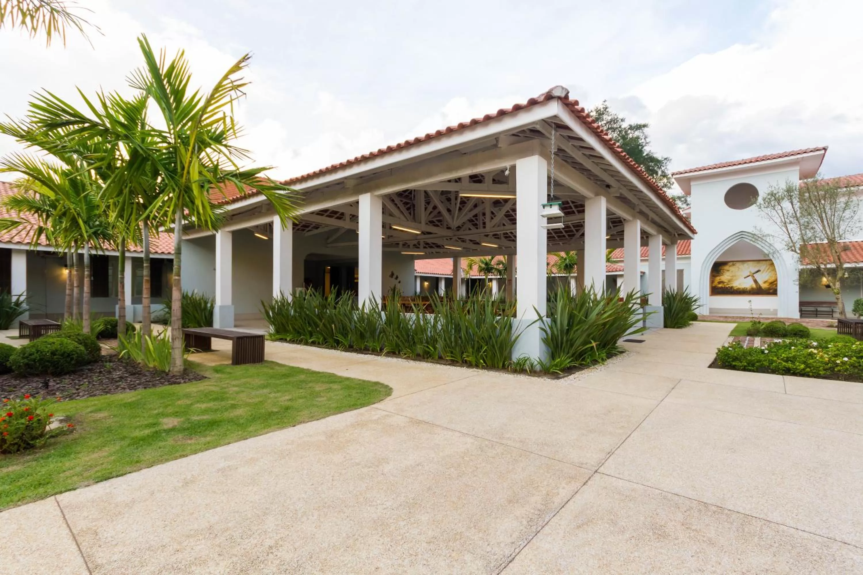 Patio, Property Building in Pousada Sagrados Corações