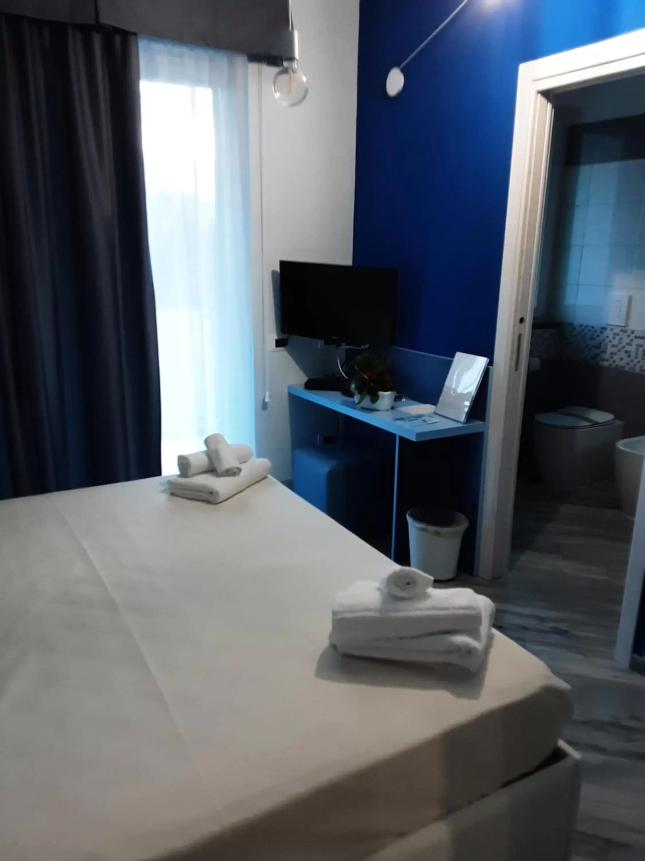 Budget Double Room - single occupancy in Hotel Calypso Budget Double Room - single occupancy in Hotel Calypso