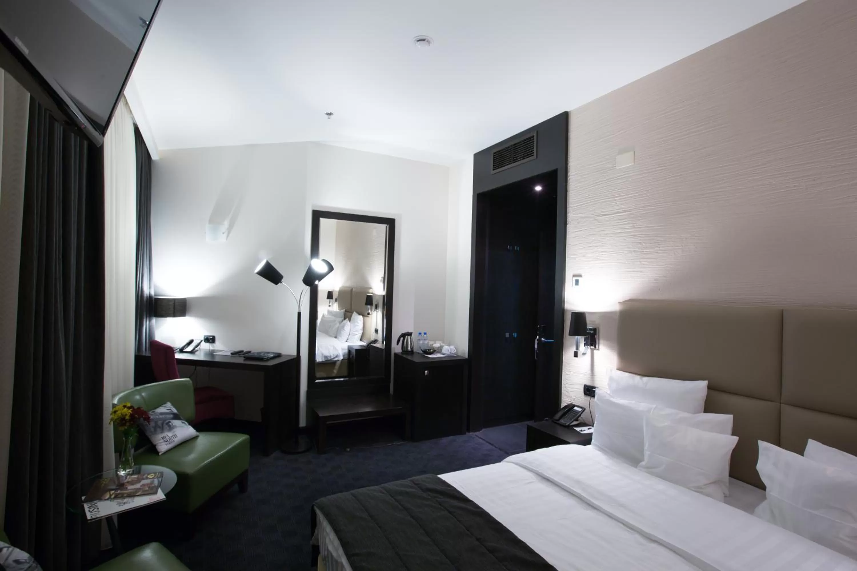 Photo of the whole room in North Avenue by Stellar Hotels, Yerevan